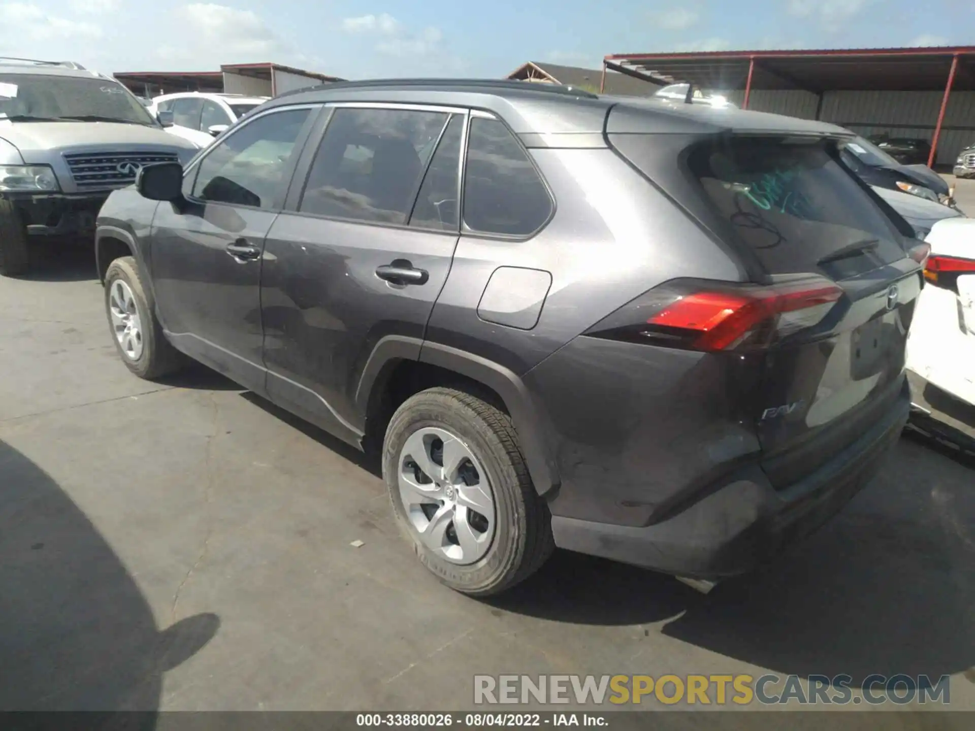 3 Фотография поврежденного автомобиля 2T3H1RFV4MC105232 TOYOTA RAV4 2021