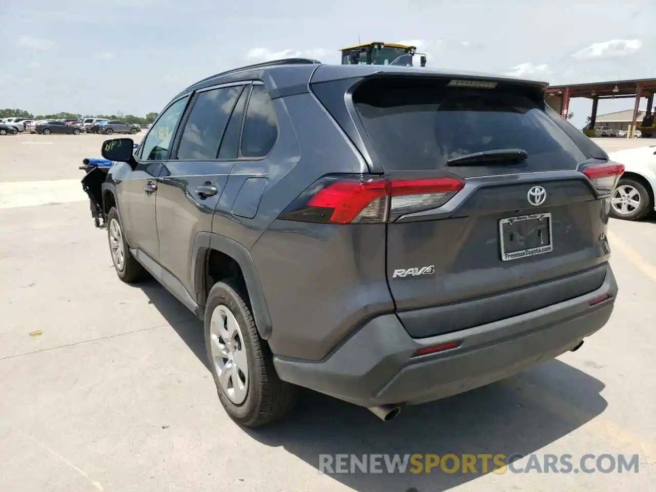 3 Photograph of a damaged car 2T3H1RFV4MC109264 TOYOTA RAV4 2021