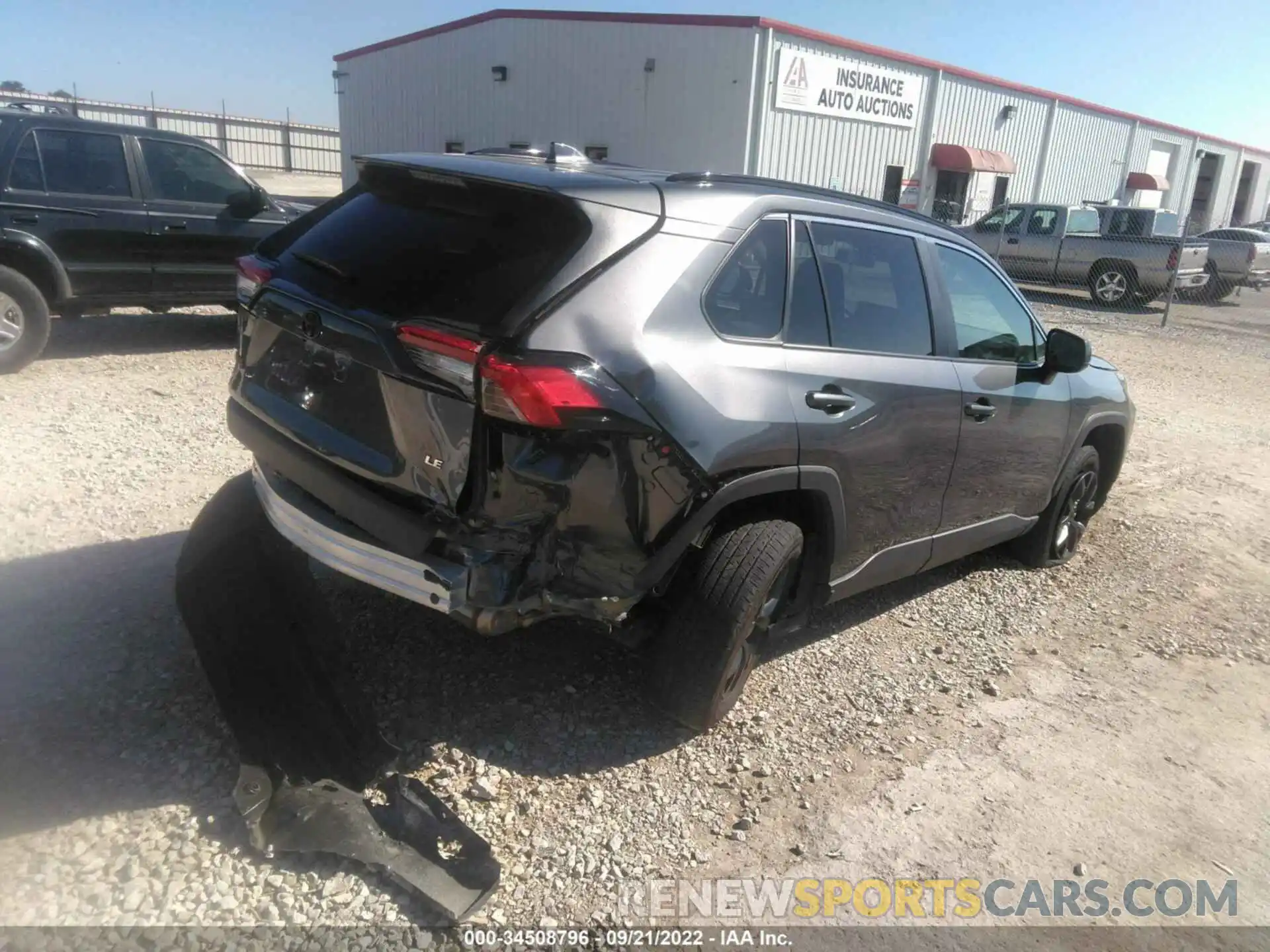 4 Photograph of a damaged car 2T3H1RFV4MC126209 TOYOTA RAV4 2021