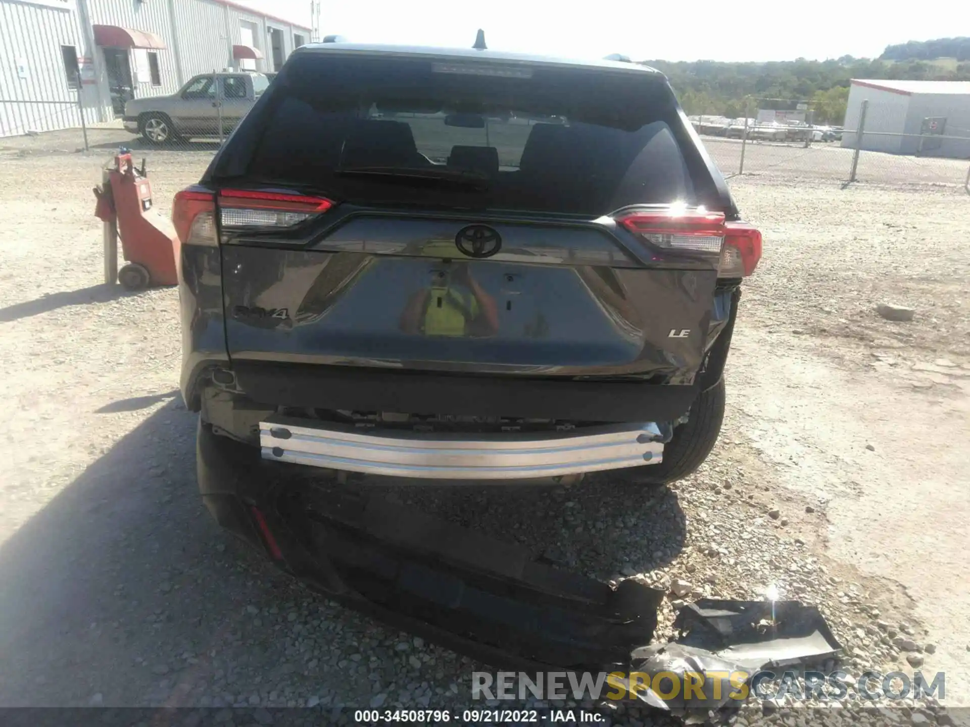 6 Photograph of a damaged car 2T3H1RFV4MC126209 TOYOTA RAV4 2021