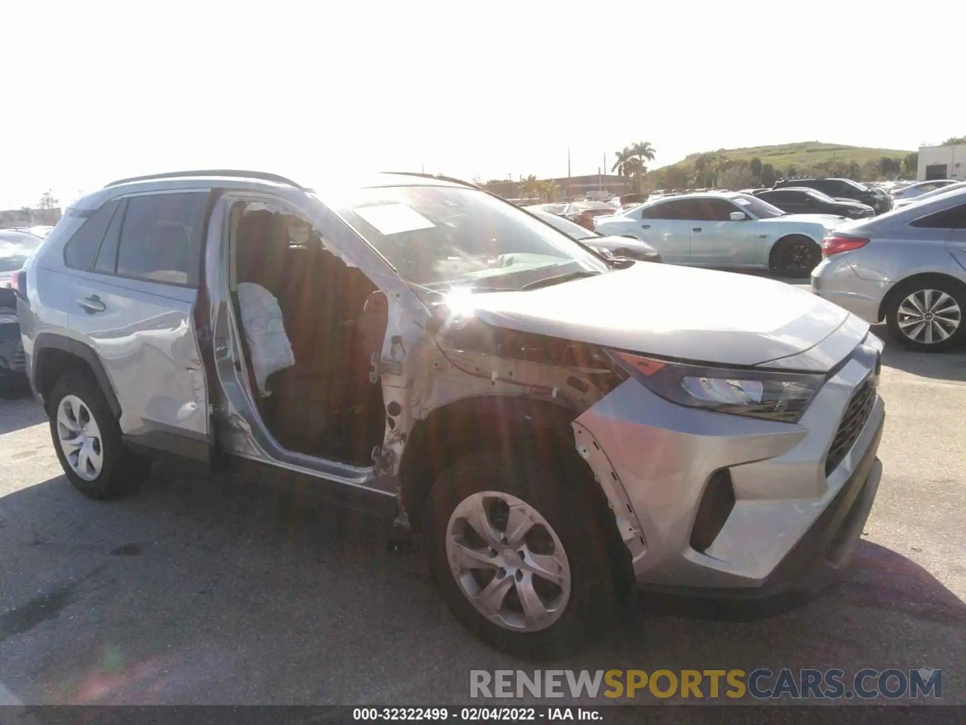 6 Photograph of a damaged car 2T3H1RFV4MC127845 TOYOTA RAV4 2021