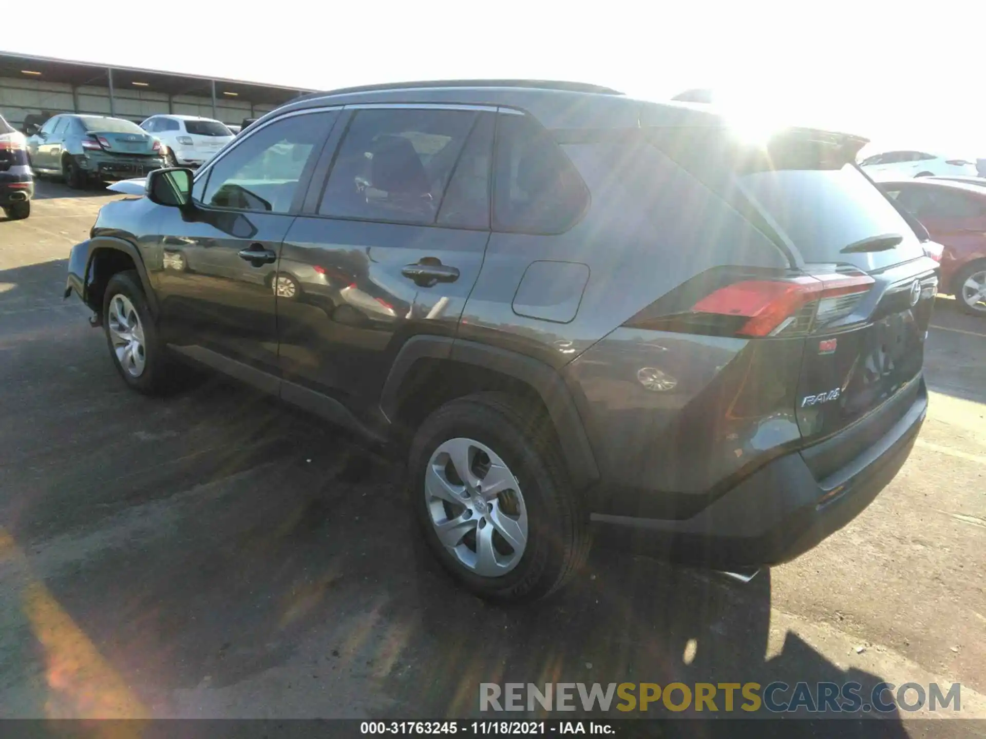 3 Photograph of a damaged car 2T3H1RFV4MC127862 TOYOTA RAV4 2021