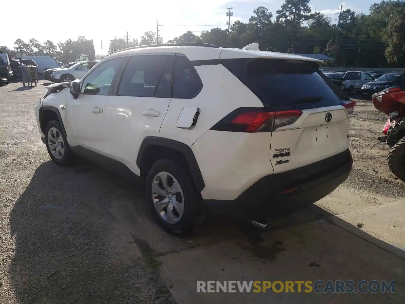 3 Photograph of a damaged car 2T3H1RFV4MC132477 TOYOTA RAV4 2021