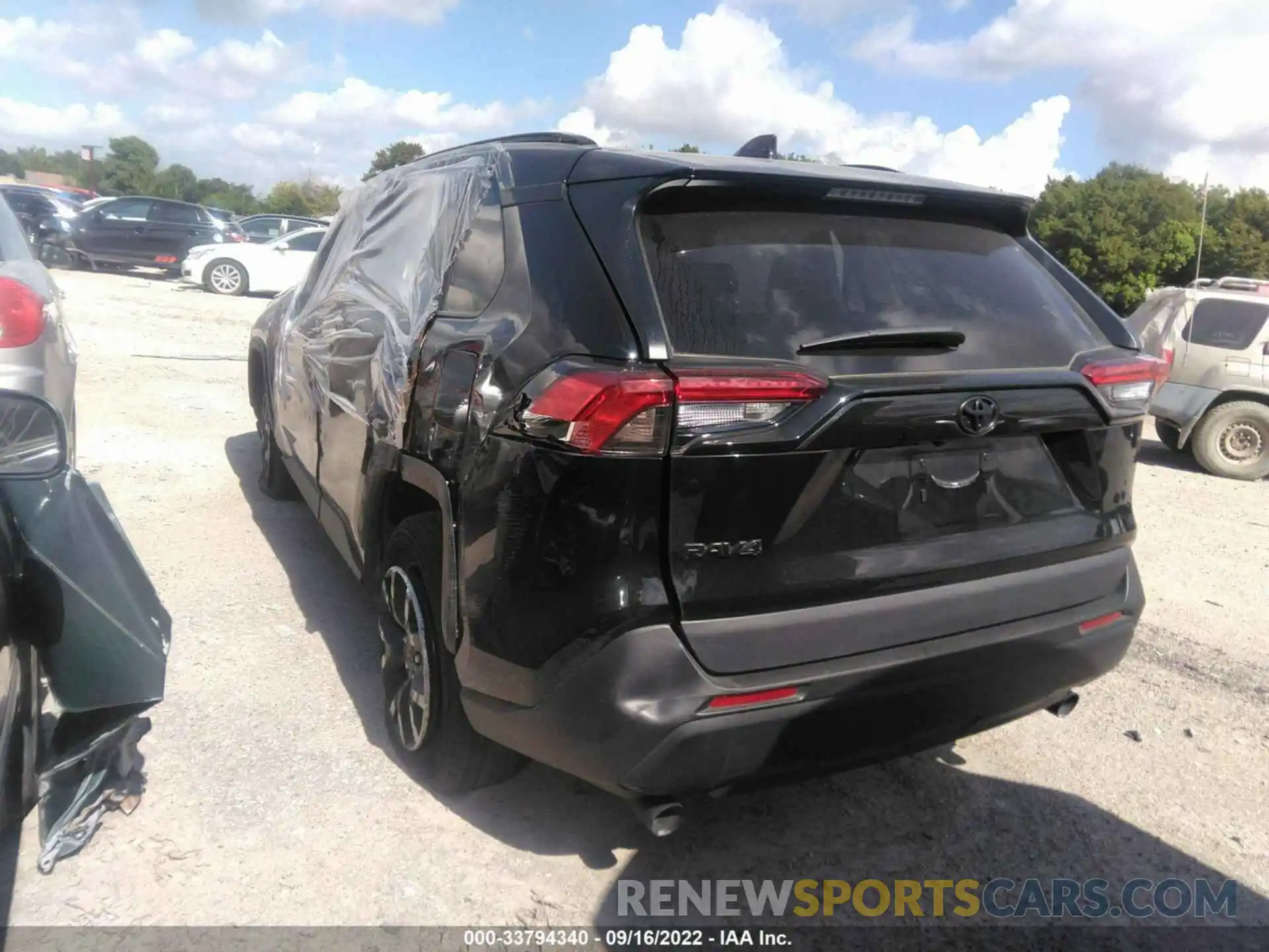 3 Photograph of a damaged car 2T3H1RFV4MC136349 TOYOTA RAV4 2021