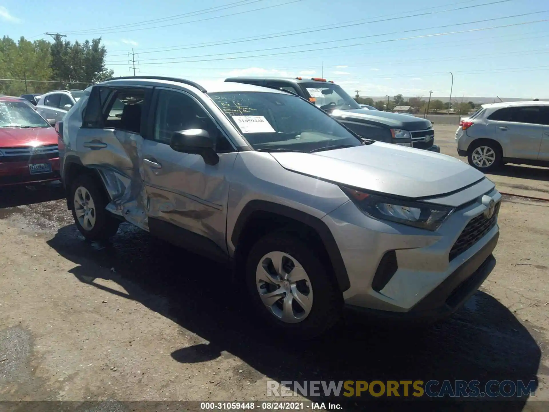 1 Photograph of a damaged car 2T3H1RFV4MC138148 TOYOTA RAV4 2021