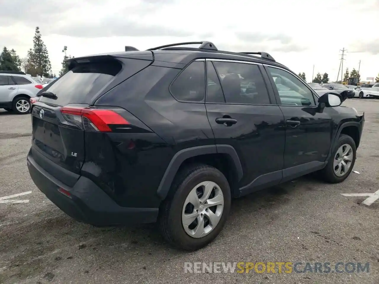 3 Photograph of a damaged car 2T3H1RFV4MC168749 TOYOTA RAV4 2021