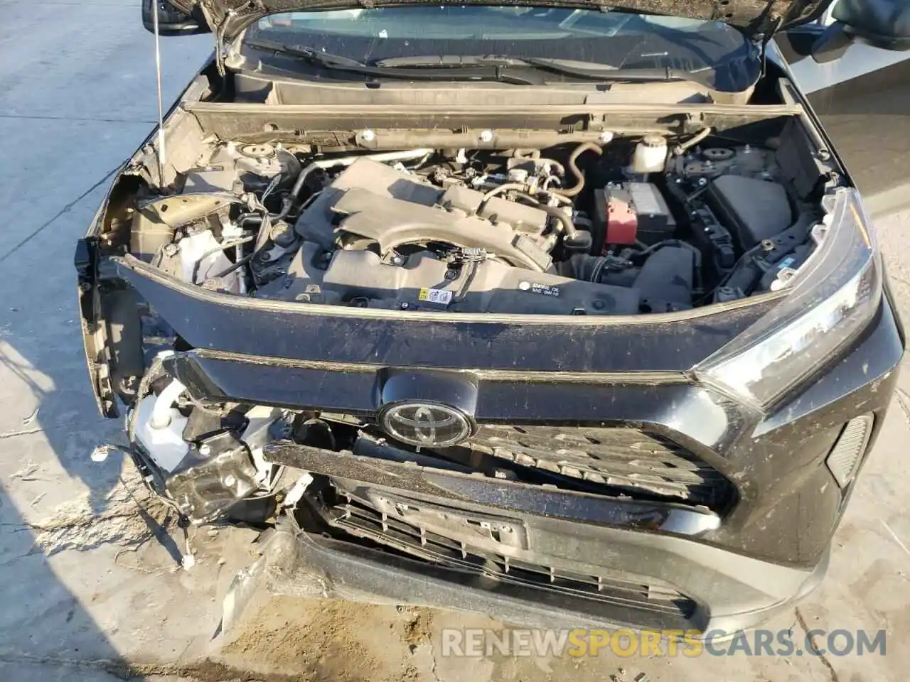 7 Photograph of a damaged car 2T3H1RFV4MW105522 TOYOTA RAV4 2021