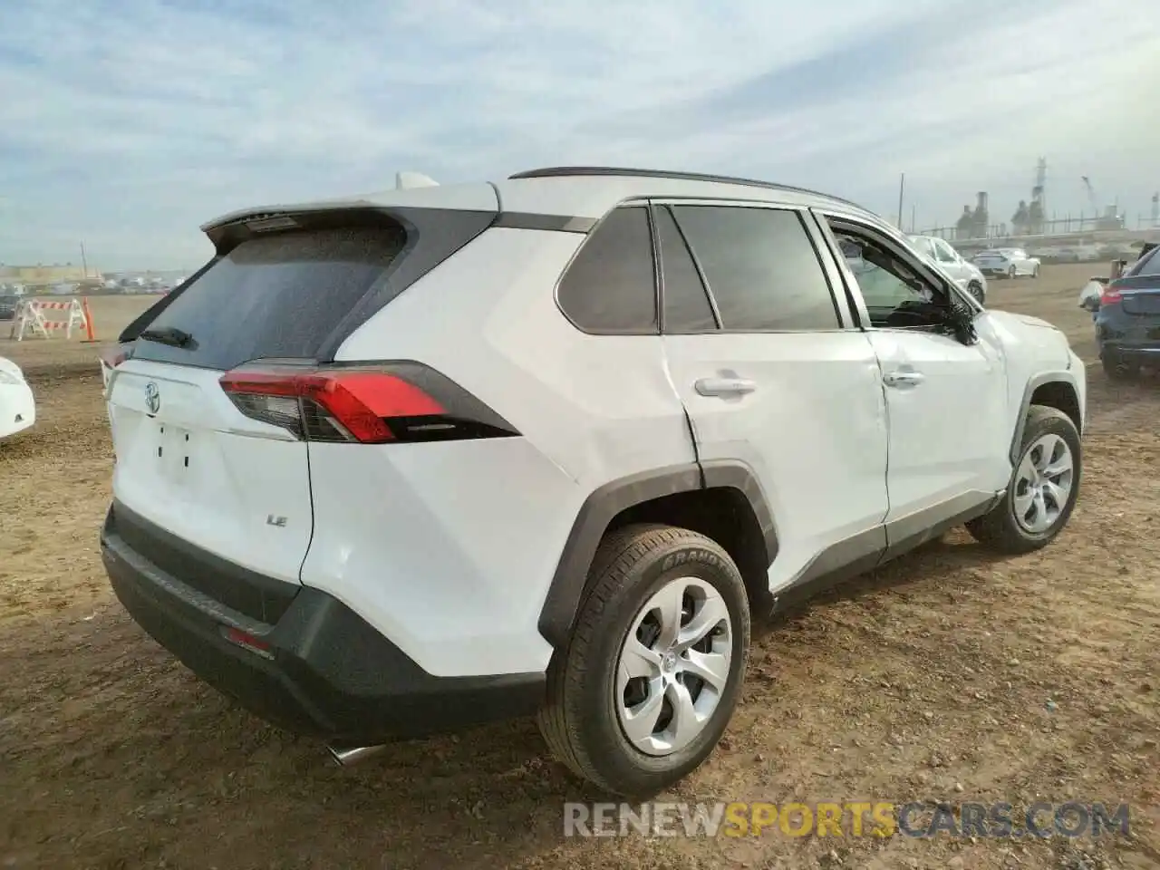 4 Фотография поврежденного автомобиля 2T3H1RFV4MW106590 TOYOTA RAV4 2021