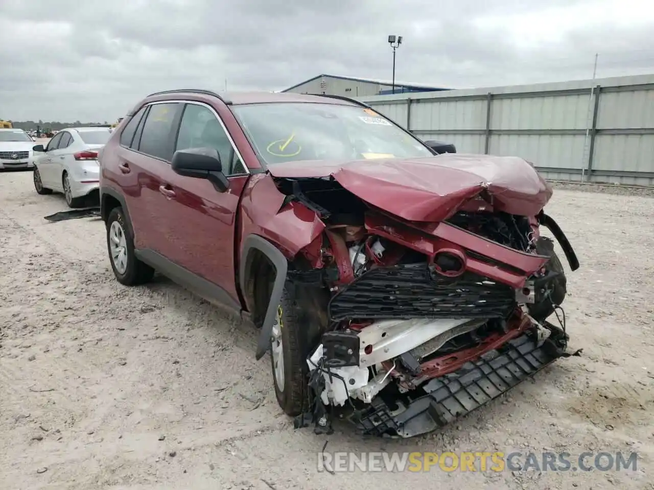 1 Photograph of a damaged car 2T3H1RFV4MW115077 TOYOTA RAV4 2021