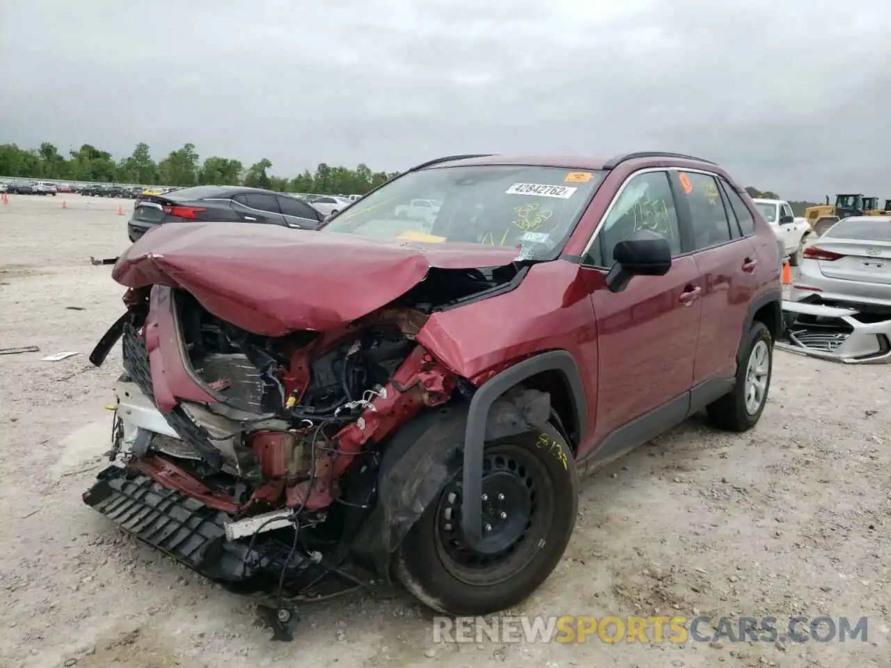 2 Photograph of a damaged car 2T3H1RFV4MW115077 TOYOTA RAV4 2021