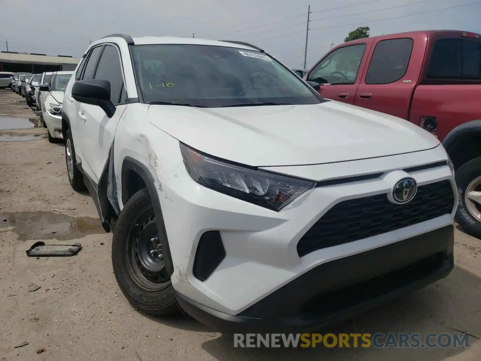 1 Photograph of a damaged car 2T3H1RFV4MW124667 TOYOTA RAV4 2021