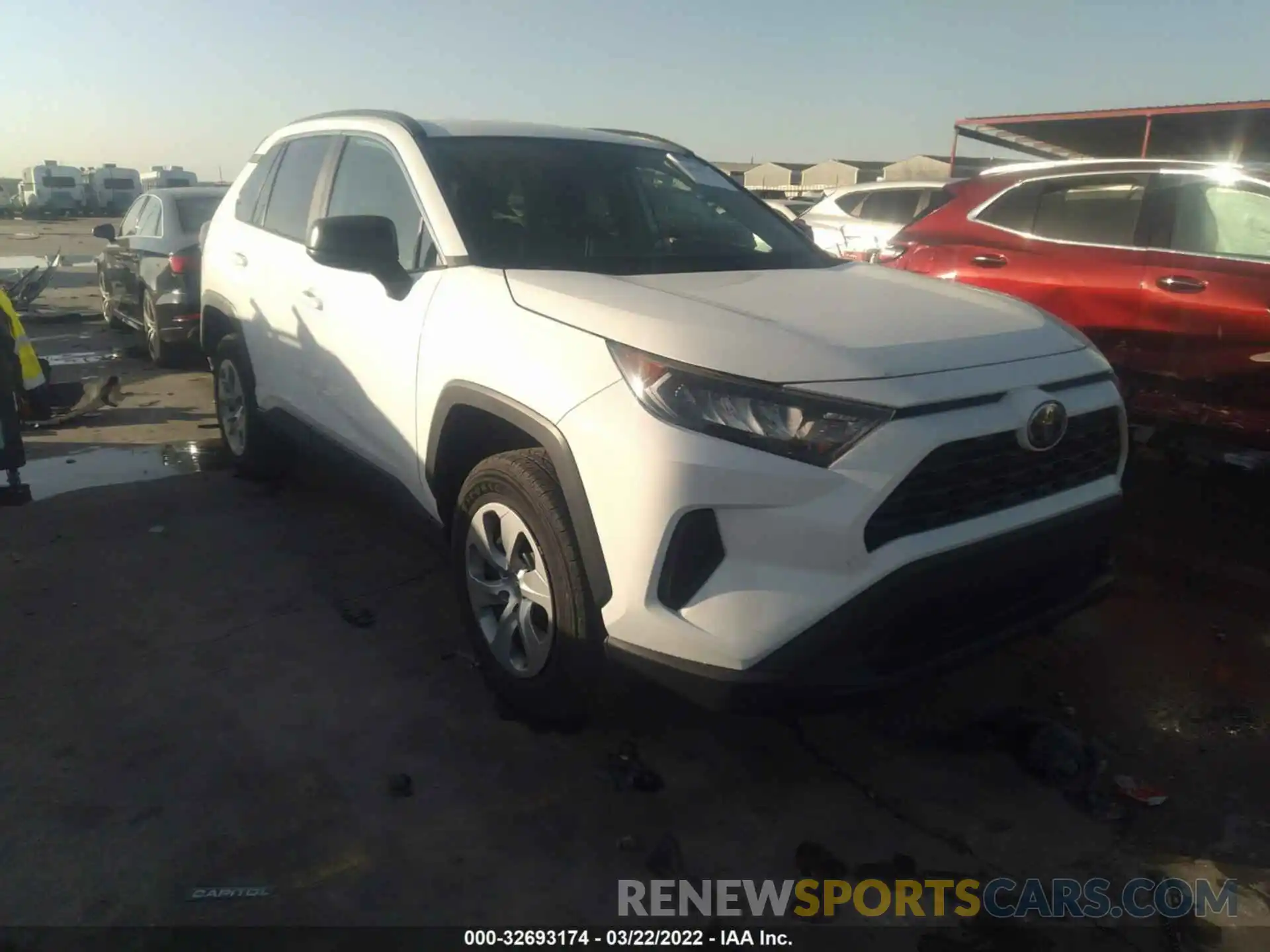 1 Фотография поврежденного автомобиля 2T3H1RFV4MW142179 TOYOTA RAV4 2021