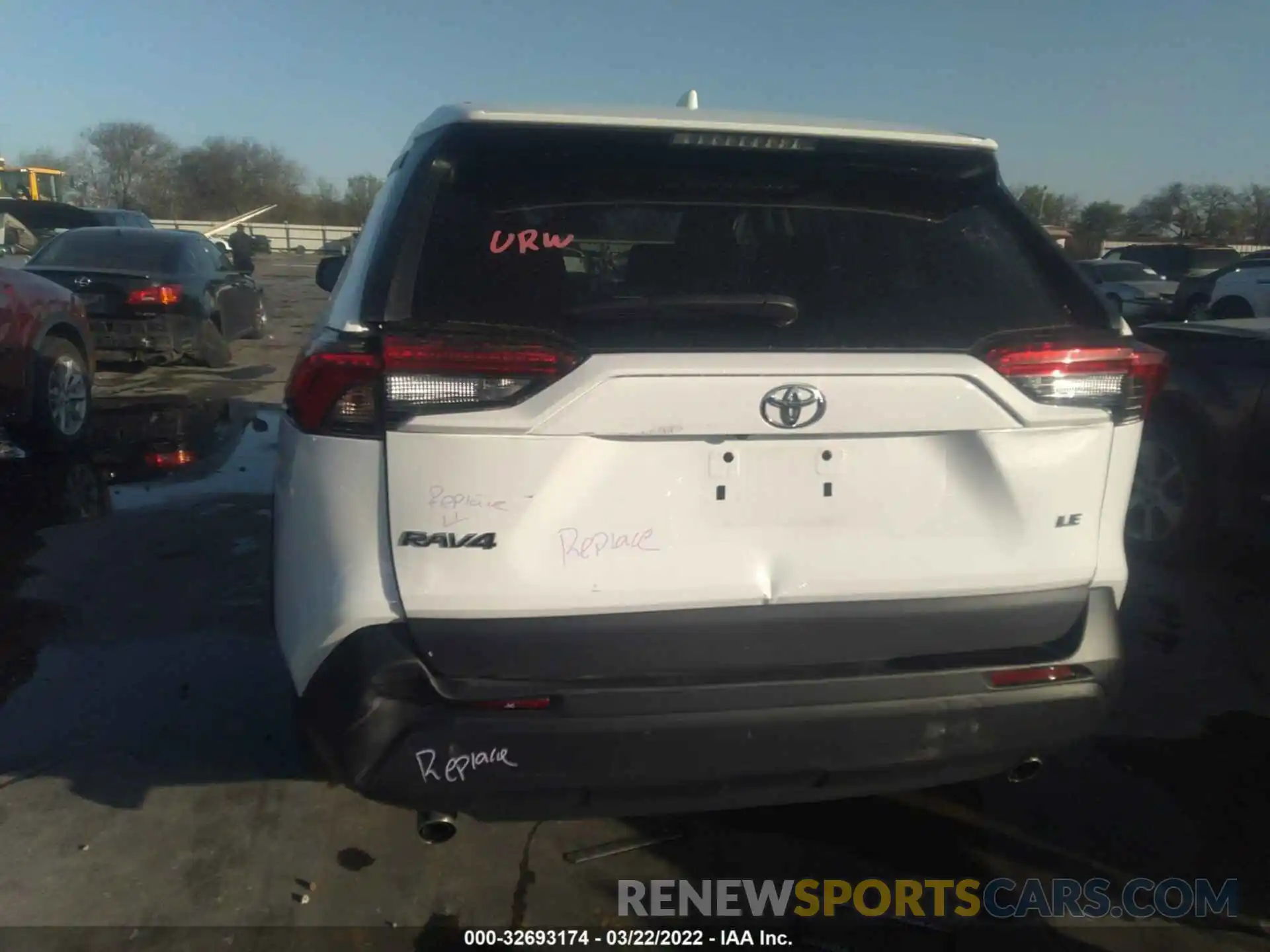 6 Photograph of a damaged car 2T3H1RFV4MW142179 TOYOTA RAV4 2021