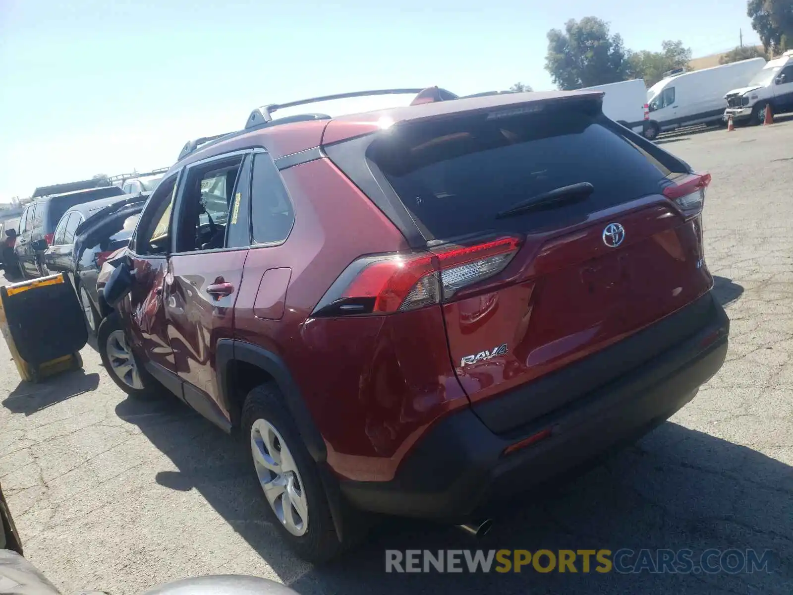 3 Photograph of a damaged car 2T3H1RFV5MC090238 TOYOTA RAV4 2021