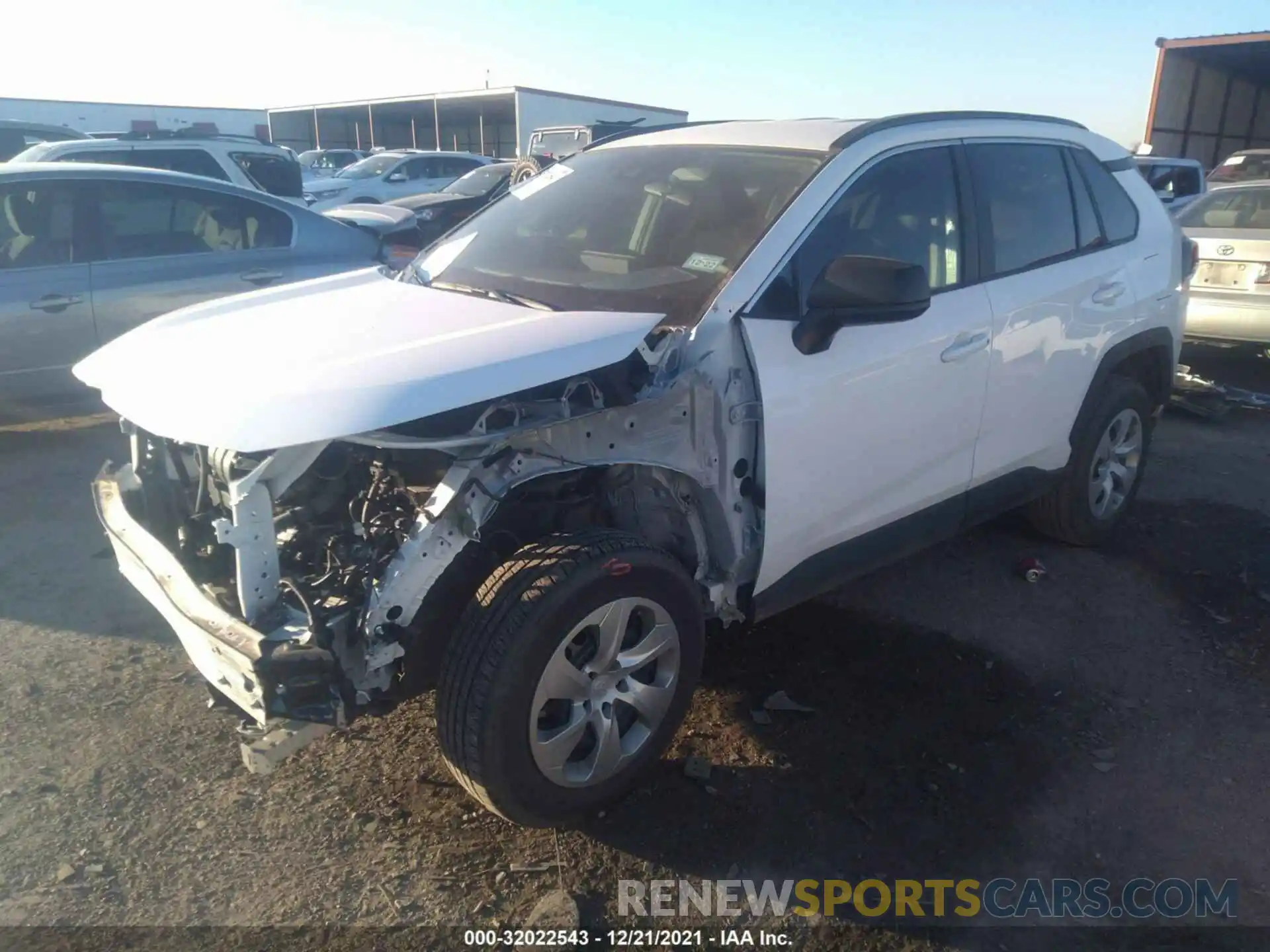 2 Photograph of a damaged car 2T3H1RFV5MC102792 TOYOTA RAV4 2021