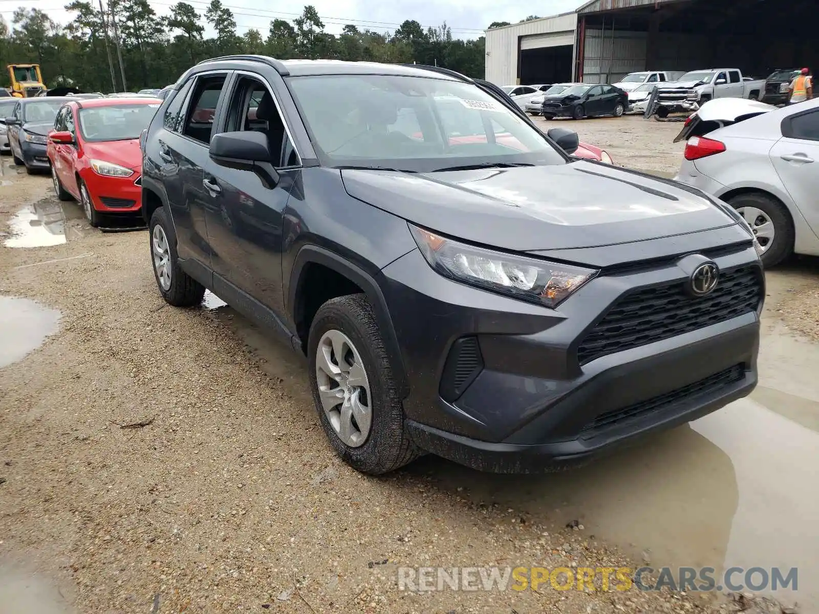 1 Photograph of a damaged car 2T3H1RFV5MC108527 TOYOTA RAV4 2021