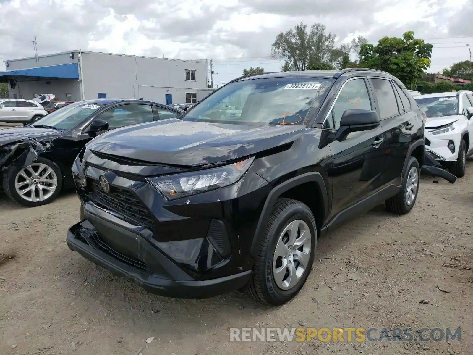 2 Photograph of a damaged car 2T3H1RFV5MC110441 TOYOTA RAV4 2021