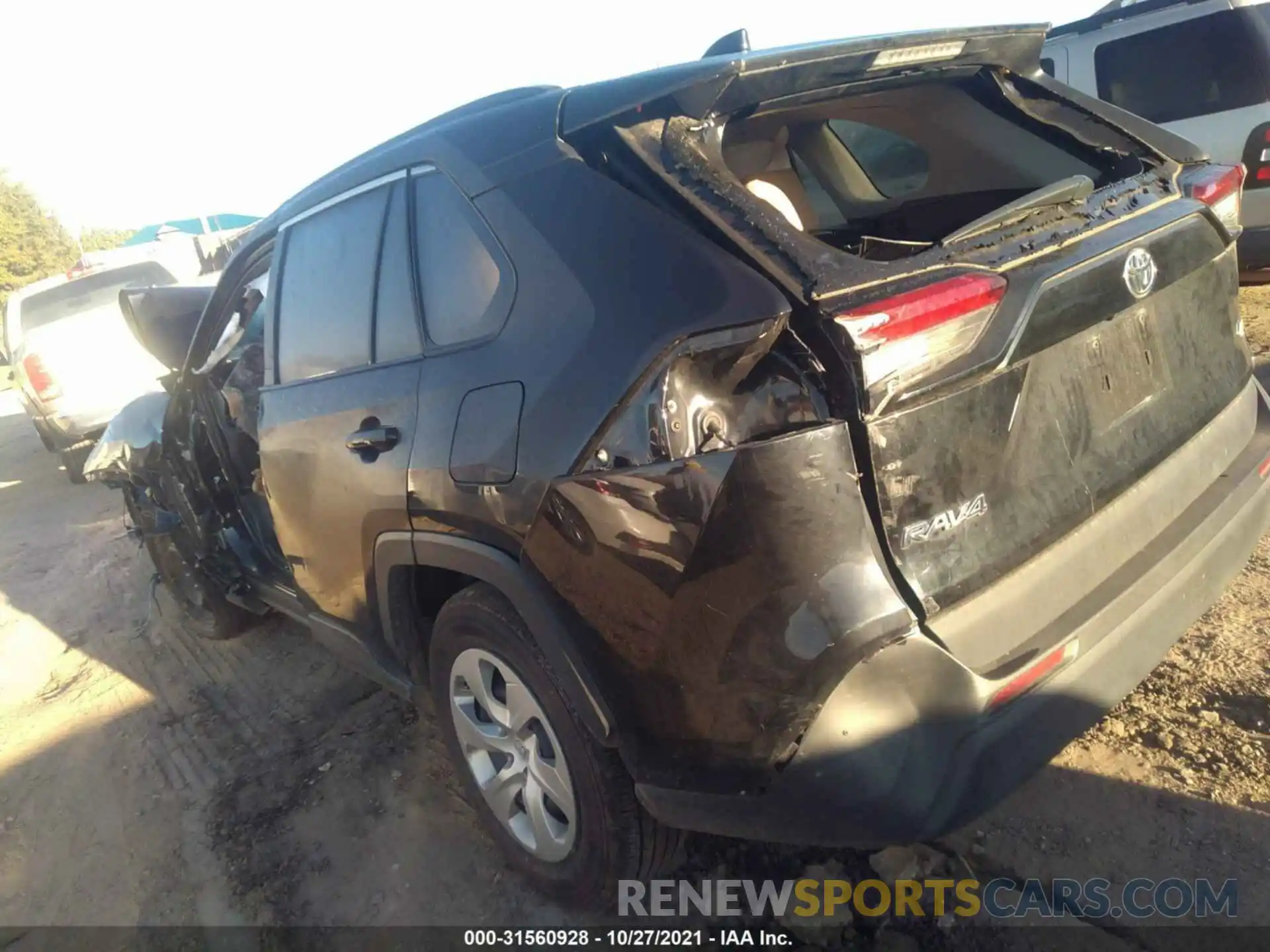 3 Photograph of a damaged car 2T3H1RFV5MC111993 TOYOTA RAV4 2021