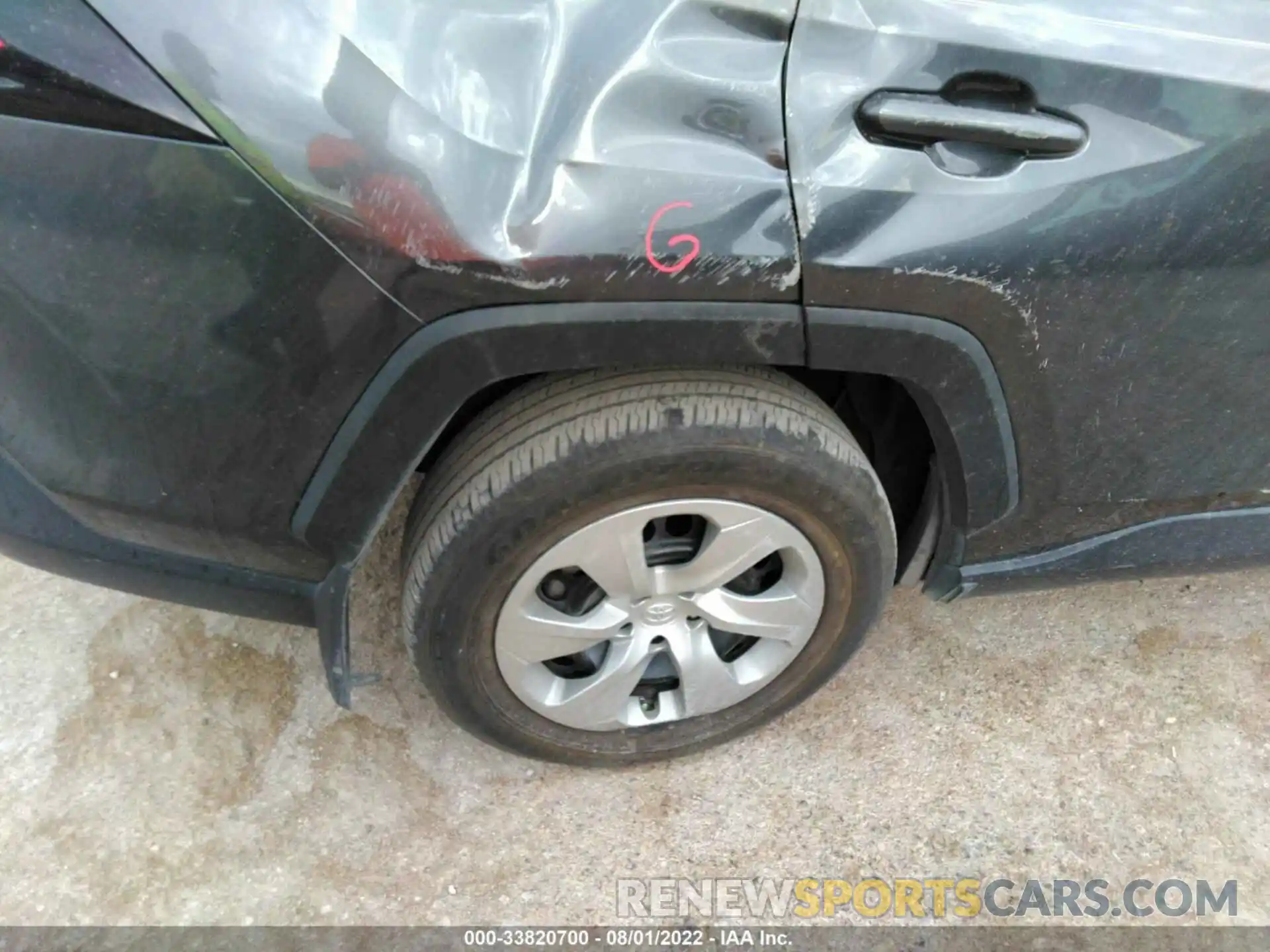 14 Photograph of a damaged car 2T3H1RFV5MC113484 TOYOTA RAV4 2021