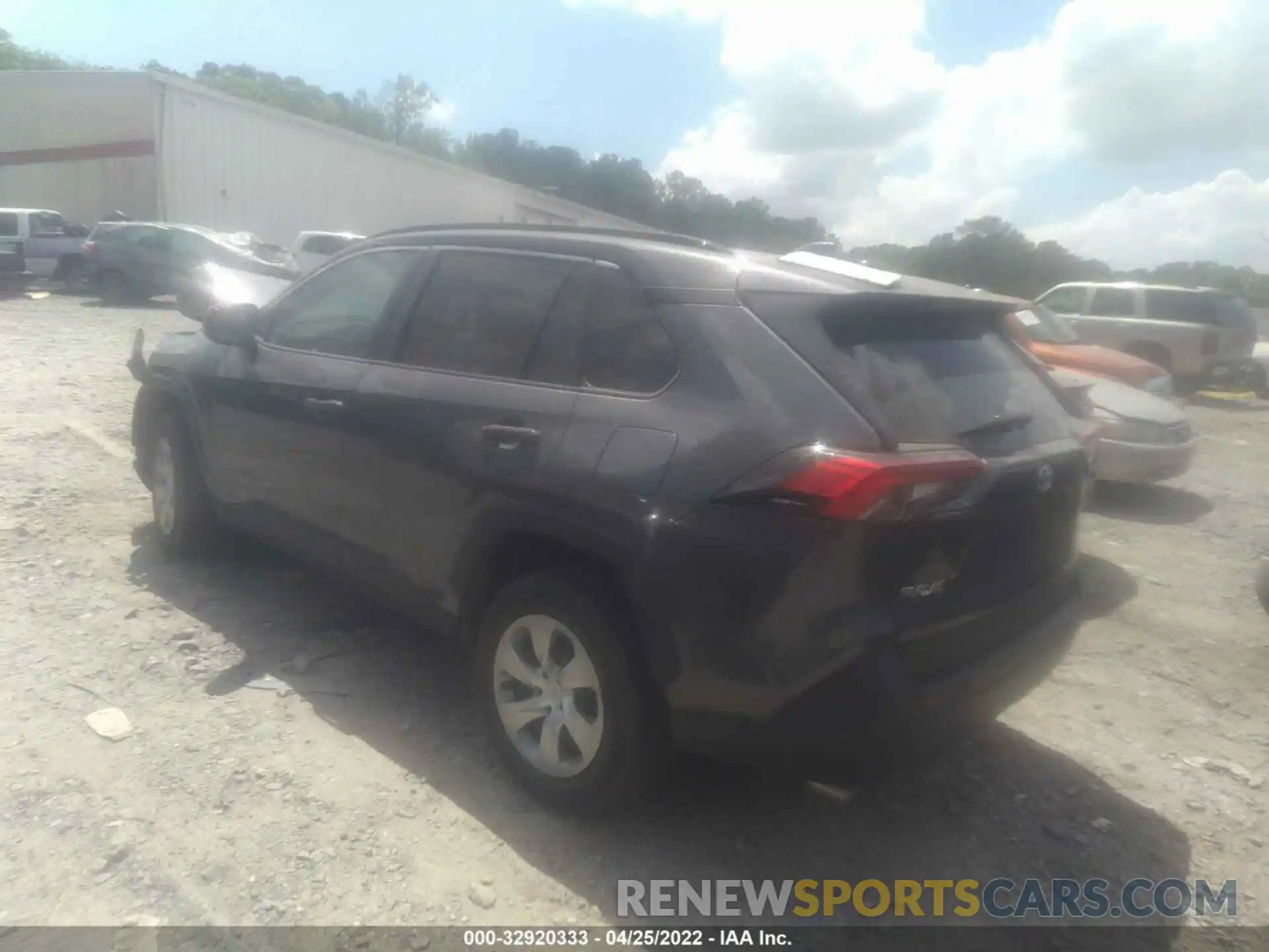 3 Photograph of a damaged car 2T3H1RFV5MC124596 TOYOTA RAV4 2021