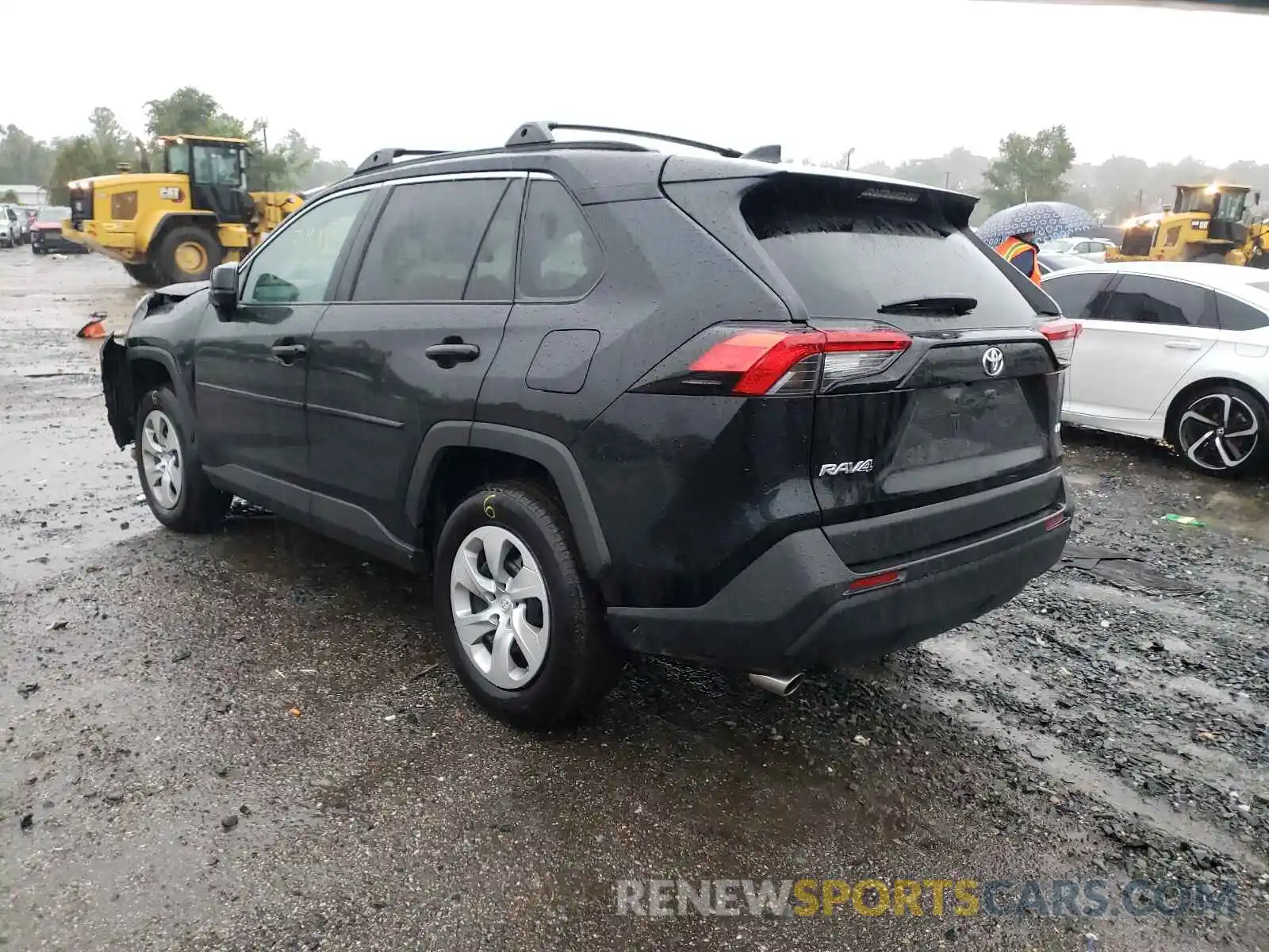 3 Photograph of a damaged car 2T3H1RFV5MC135193 TOYOTA RAV4 2021