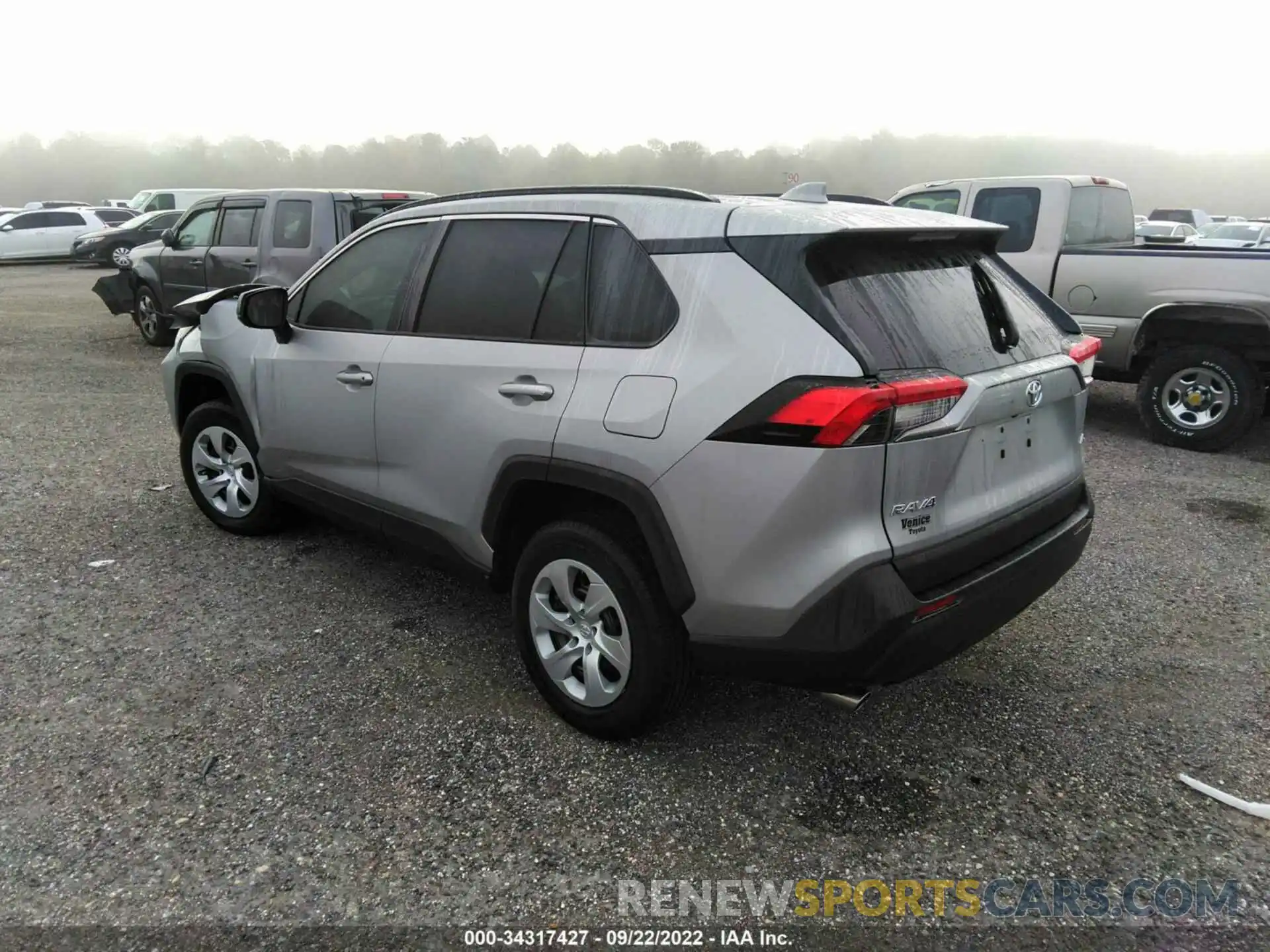 3 Photograph of a damaged car 2T3H1RFV5MC139339 TOYOTA RAV4 2021