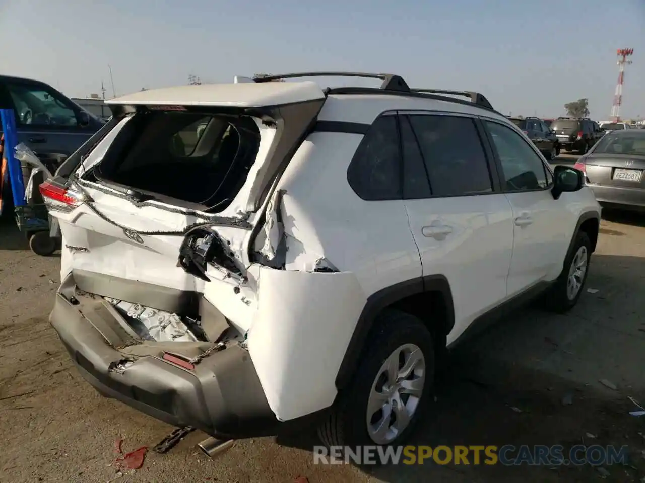 4 Photograph of a damaged car 2T3H1RFV5MC150986 TOYOTA RAV4 2021