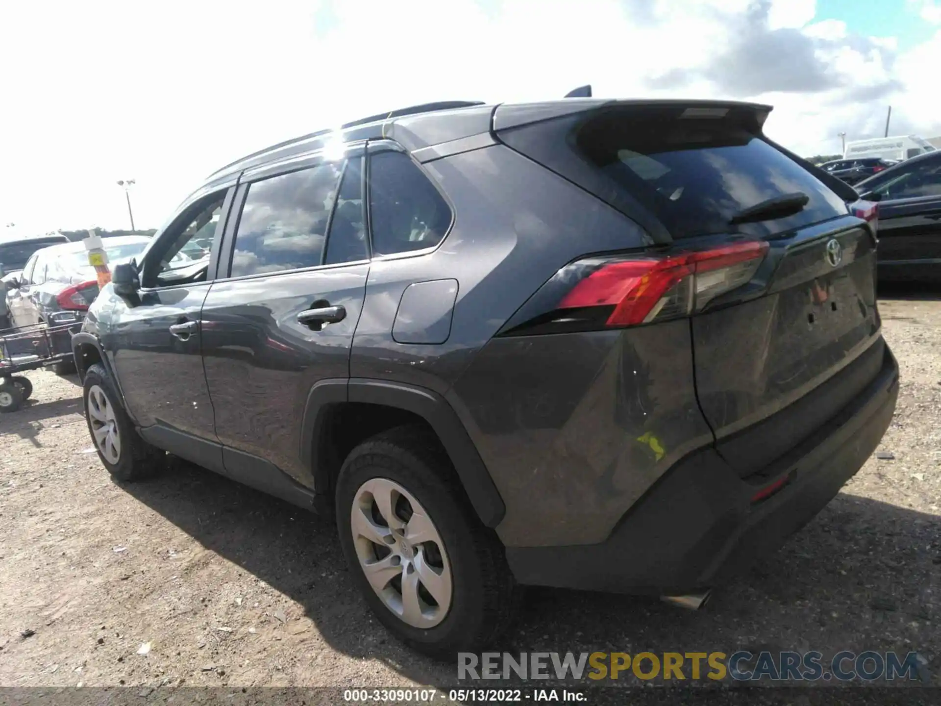 3 Photograph of a damaged car 2T3H1RFV5MC153905 TOYOTA RAV4 2021