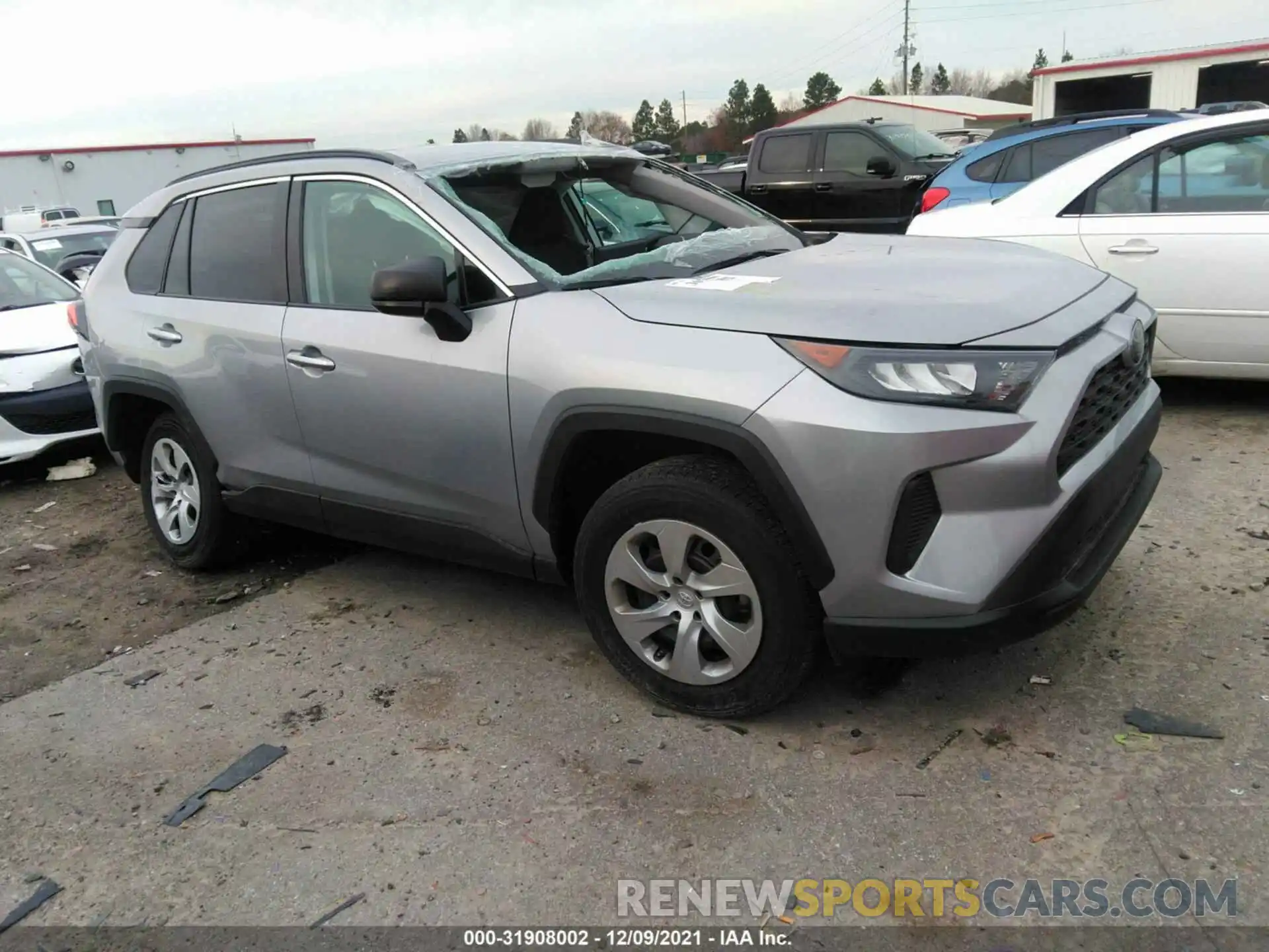 1 Photograph of a damaged car 2T3H1RFV5MW126511 TOYOTA RAV4 2021