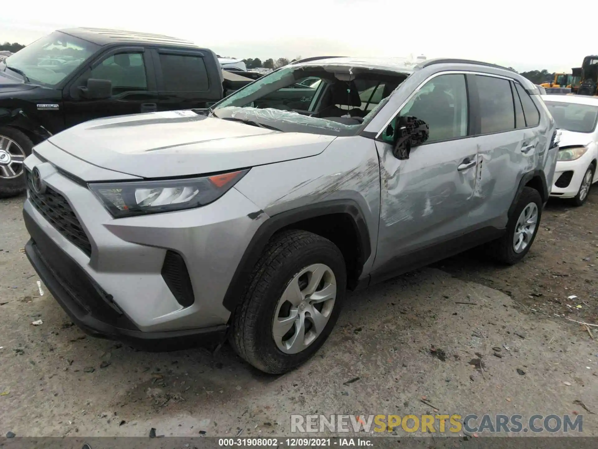 2 Photograph of a damaged car 2T3H1RFV5MW126511 TOYOTA RAV4 2021