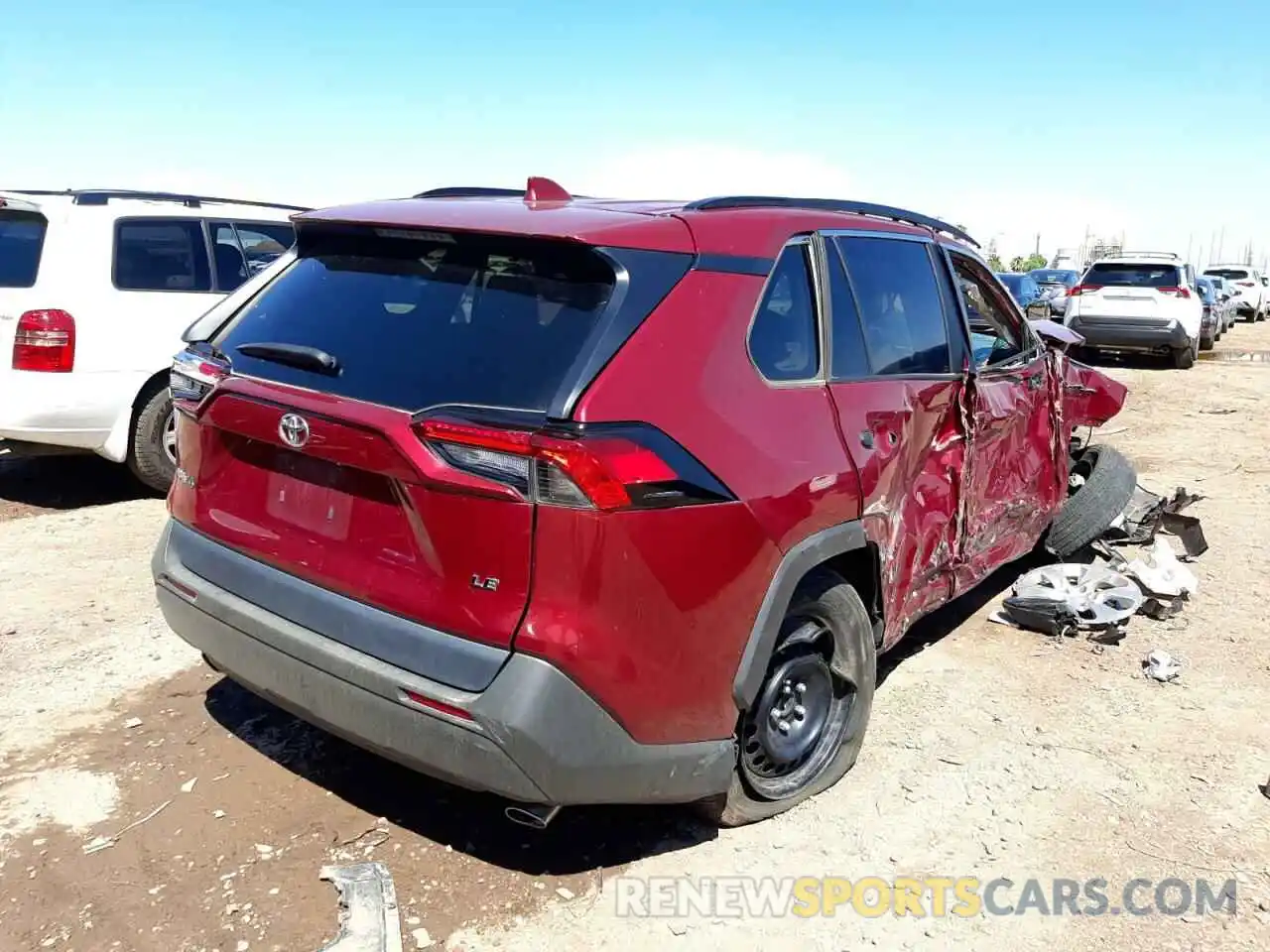 4 Photograph of a damaged car 2T3H1RFV5MW131191 TOYOTA RAV4 2021