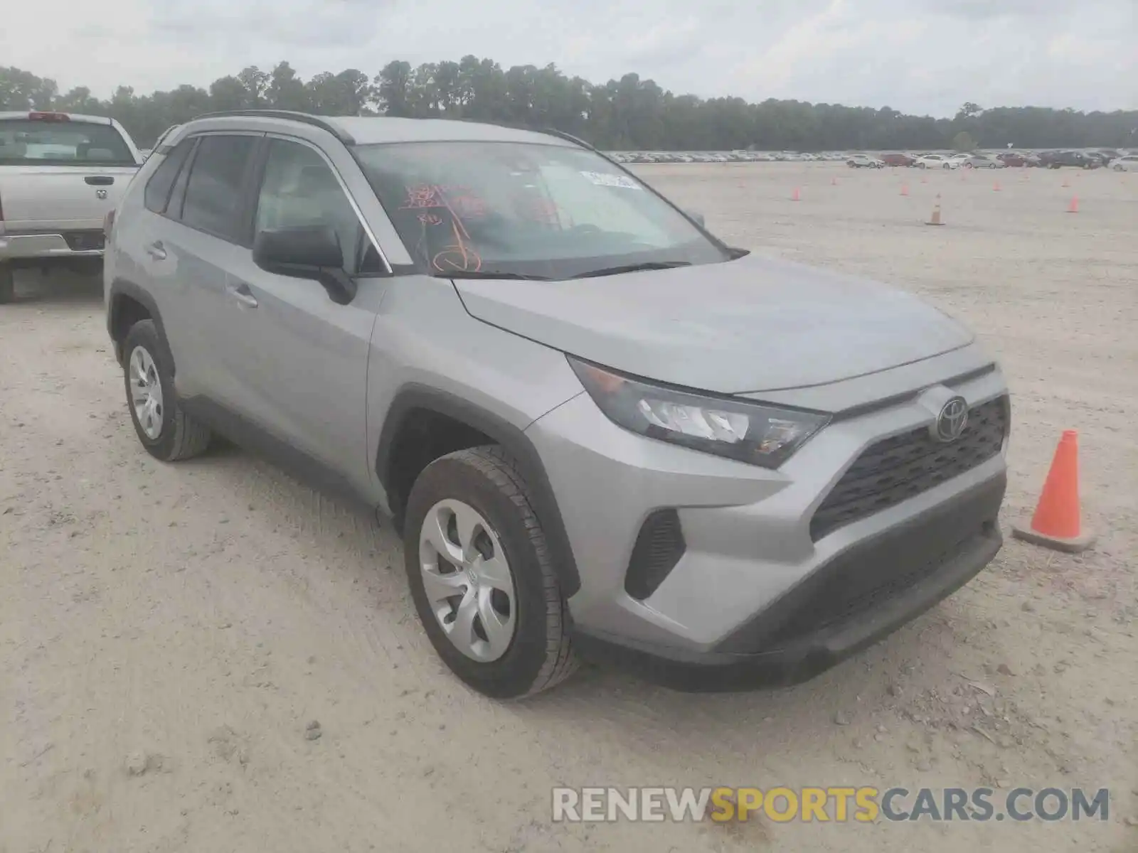 1 Photograph of a damaged car 2T3H1RFV5MW136357 TOYOTA RAV4 2021