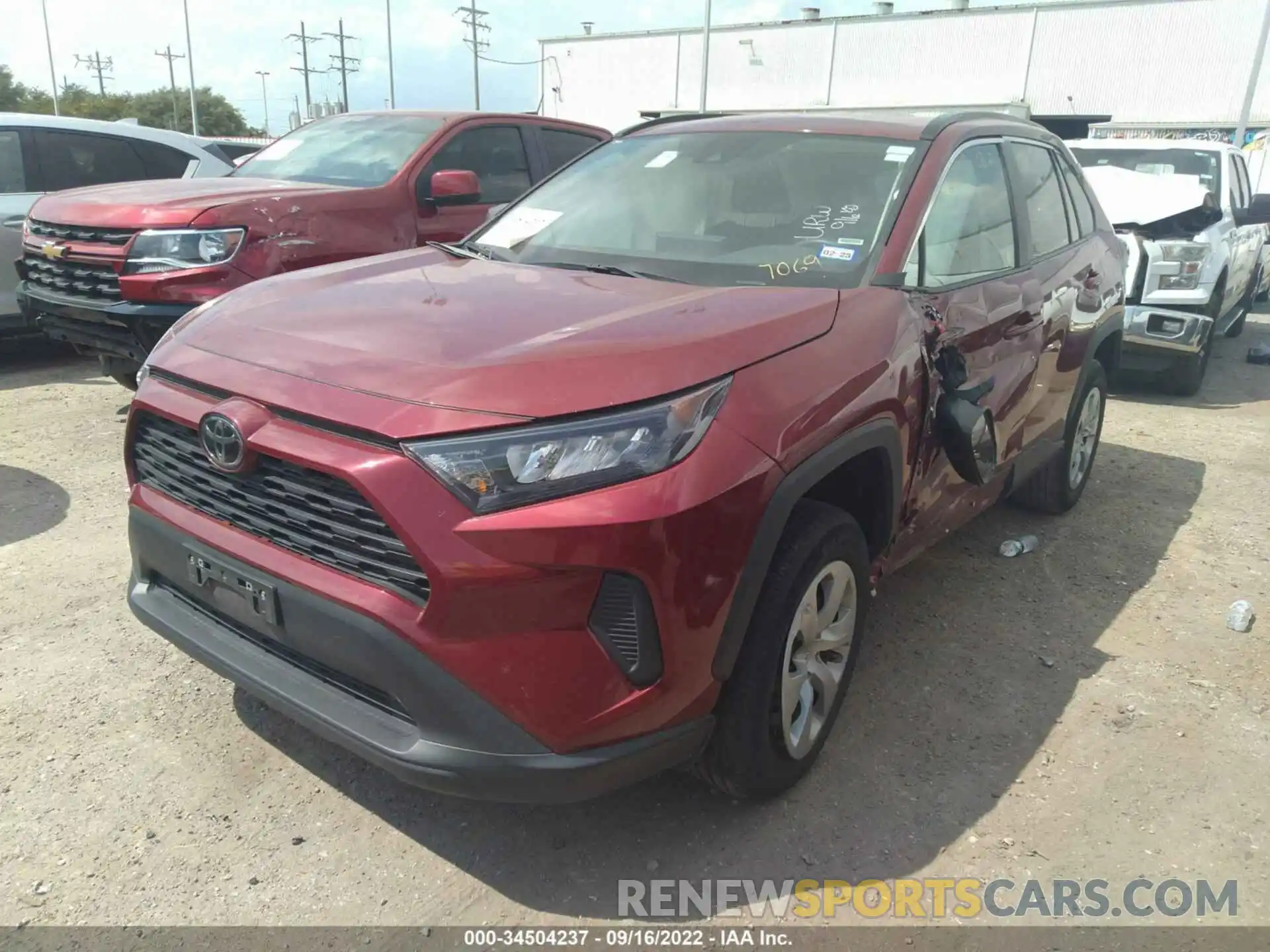 2 Photograph of a damaged car 2T3H1RFV5MW137069 TOYOTA RAV4 2021