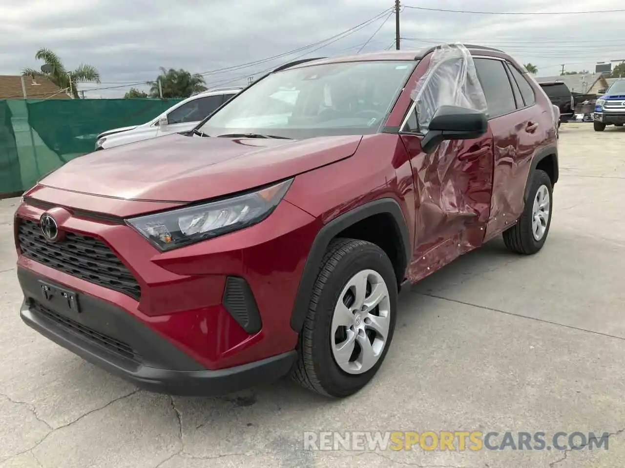 2 Photograph of a damaged car 2T3H1RFV5MW149805 TOYOTA RAV4 2021