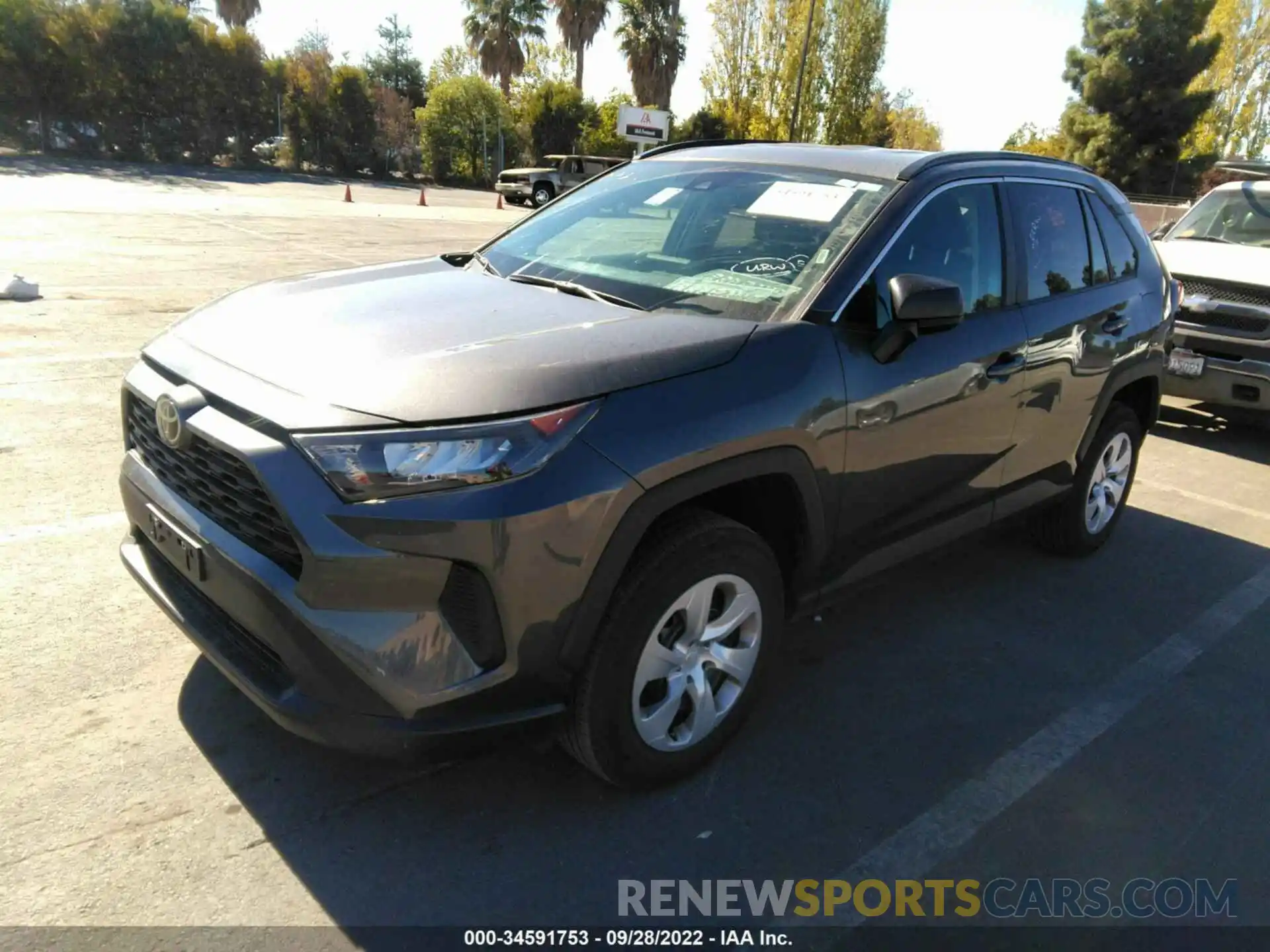 2 Photograph of a damaged car 2T3H1RFV5MW150680 TOYOTA RAV4 2021