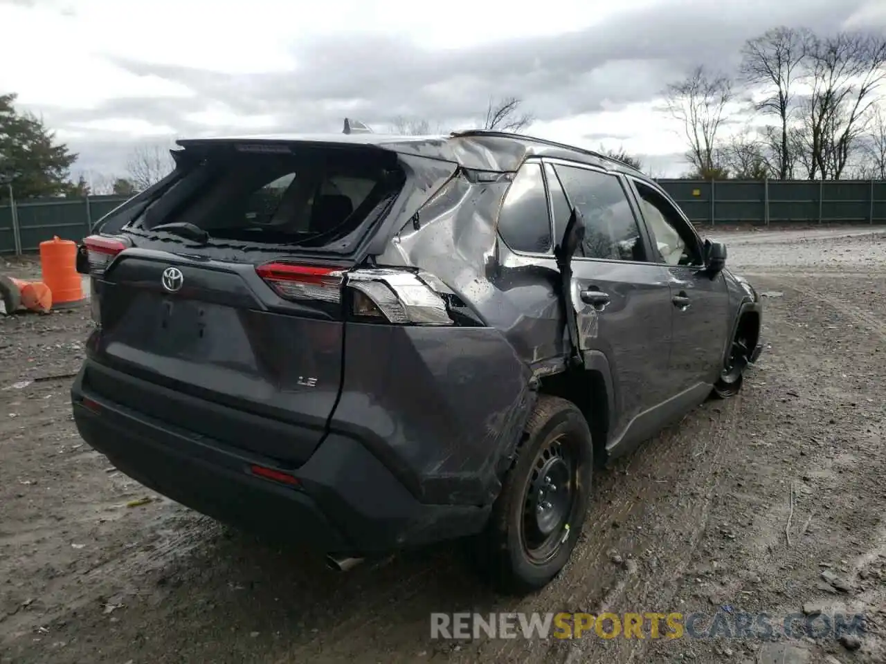 4 Фотография поврежденного автомобиля 2T3H1RFV5MW151215 TOYOTA RAV4 2021