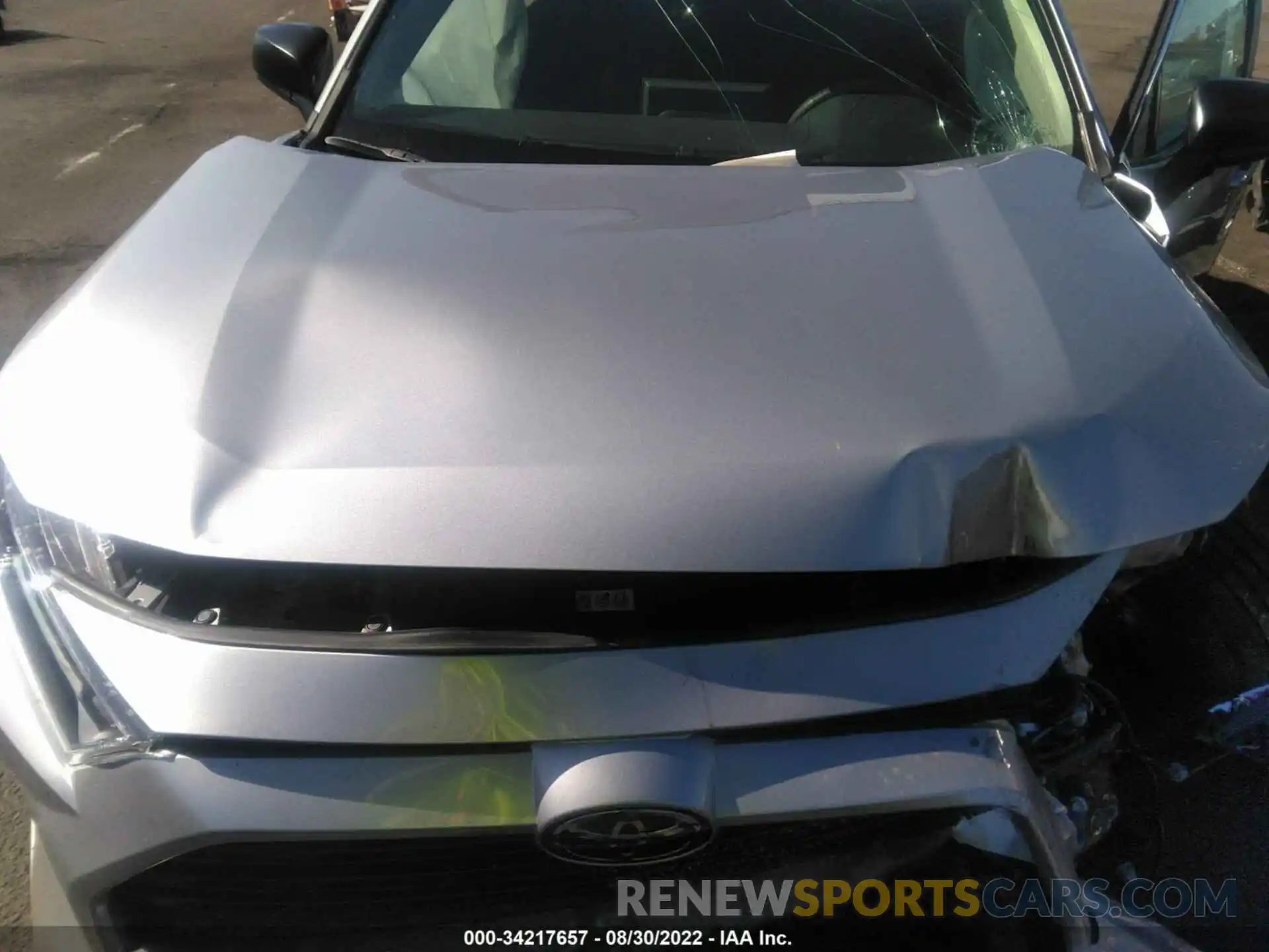 10 Photograph of a damaged car 2T3H1RFV6MC101070 TOYOTA RAV4 2021