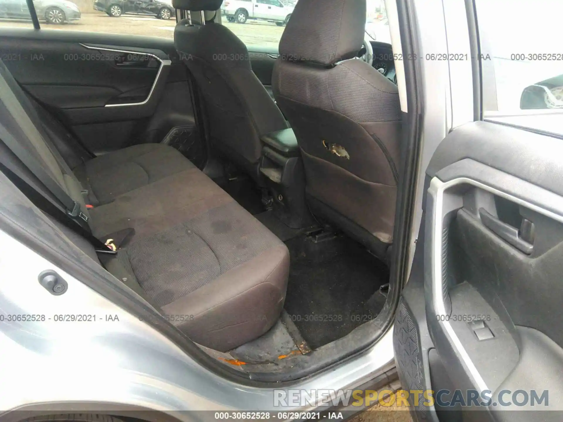 8 Фотография поврежденного автомобиля 2T3H1RFV6MC112537 TOYOTA RAV4 2021