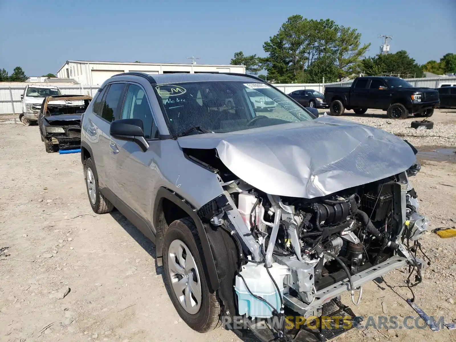 1 Photograph of a damaged car 2T3H1RFV6MC121917 TOYOTA RAV4 2021