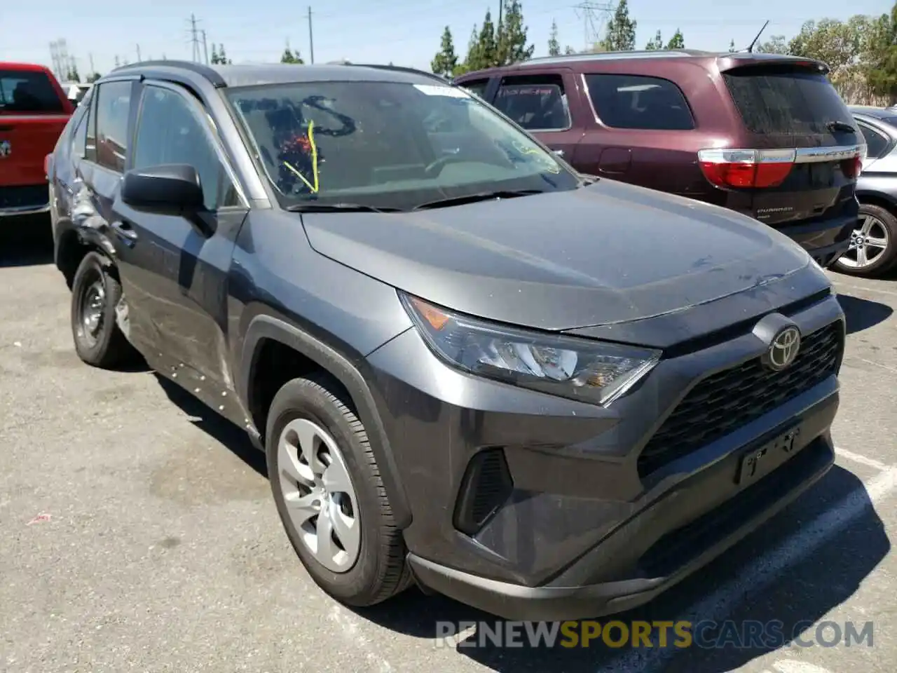 1 Photograph of a damaged car 2T3H1RFV6MC122095 TOYOTA RAV4 2021