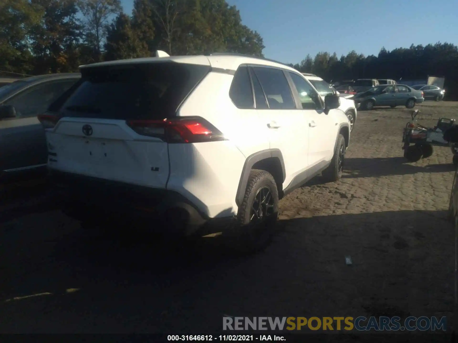 4 Фотография поврежденного автомобиля 2T3H1RFV6MC137759 TOYOTA RAV4 2021