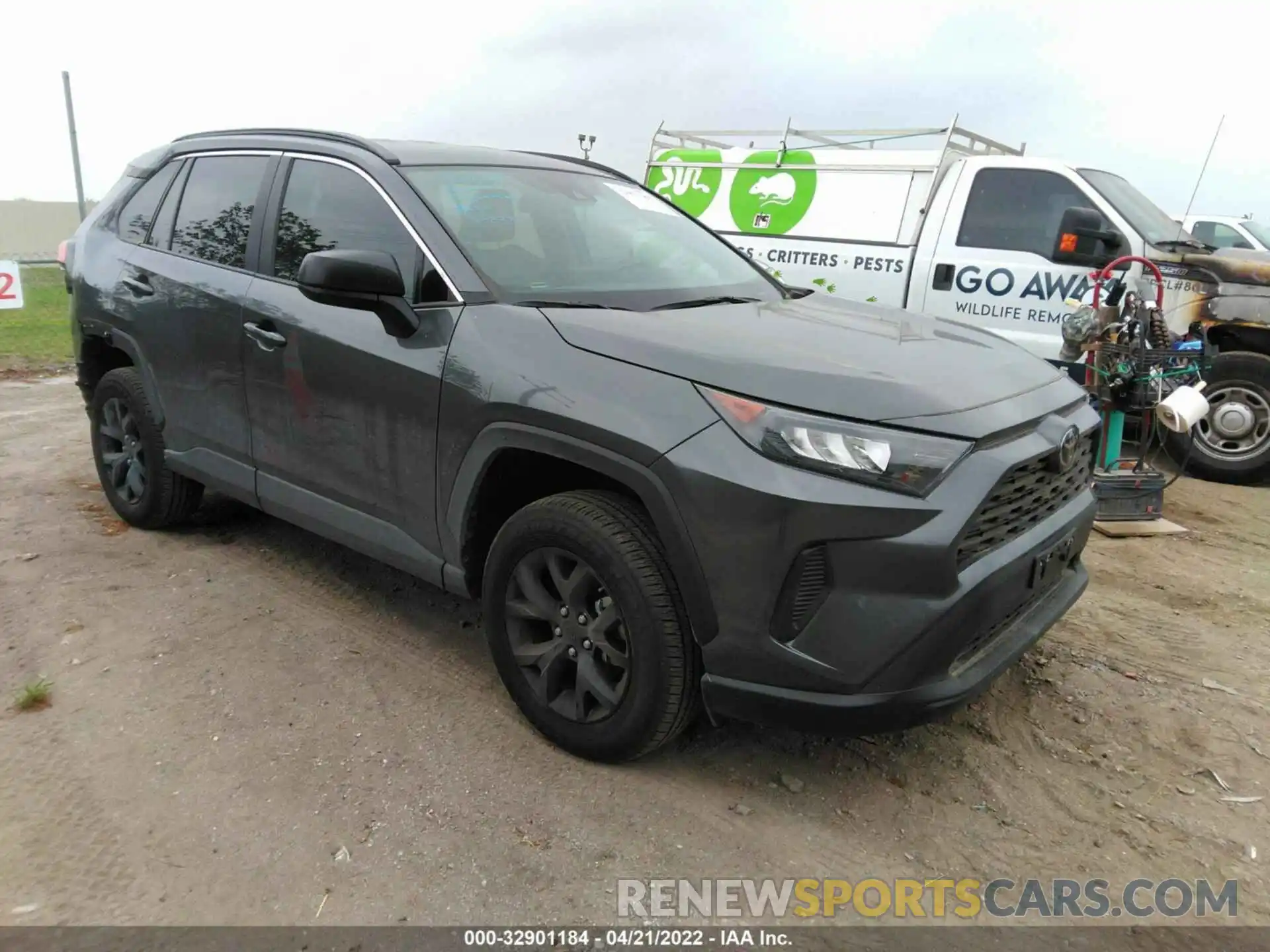 1 Photograph of a damaged car 2T3H1RFV6MC162810 TOYOTA RAV4 2021