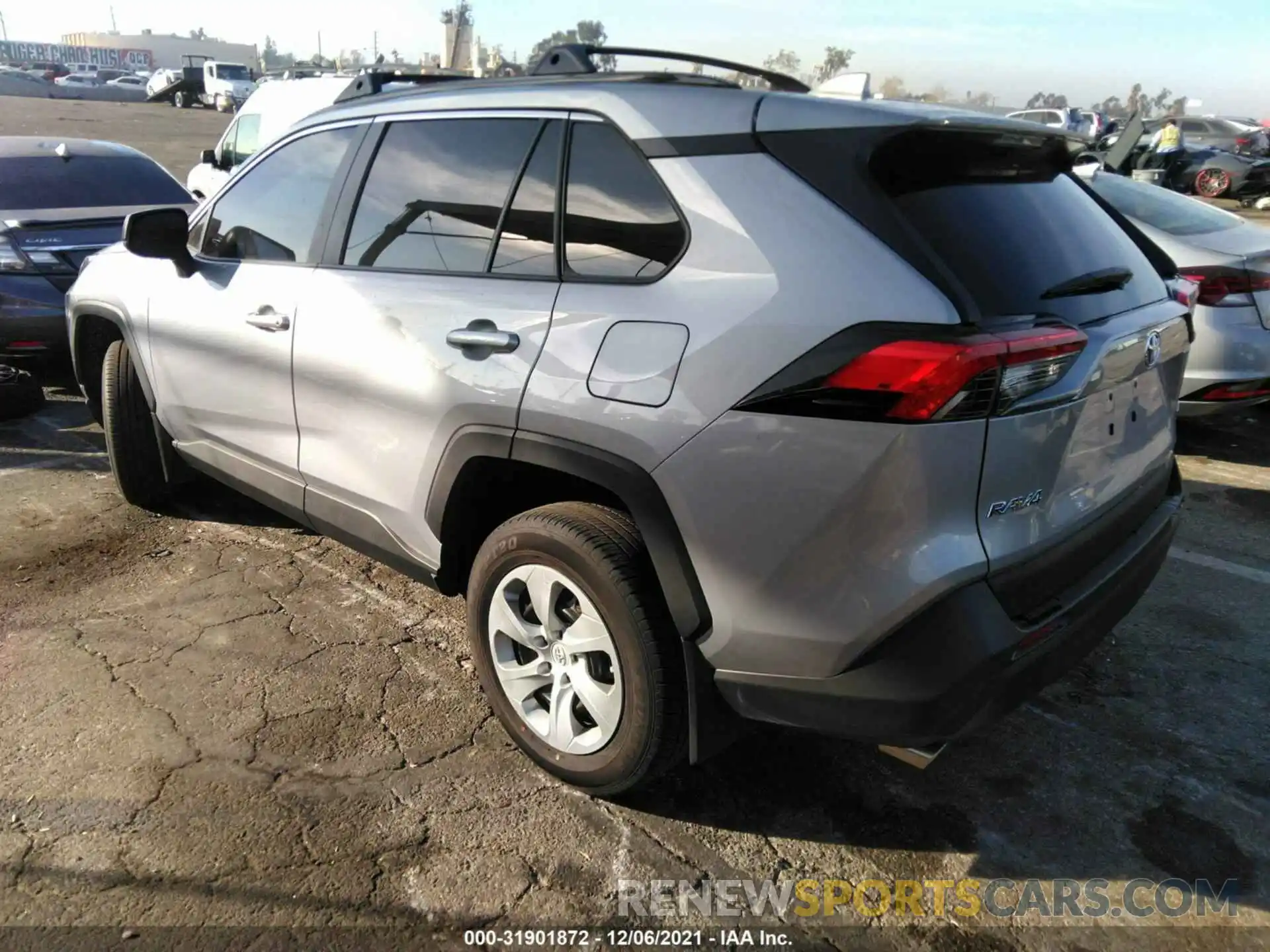 3 Фотография поврежденного автомобиля 2T3H1RFV6MW103853 TOYOTA RAV4 2021