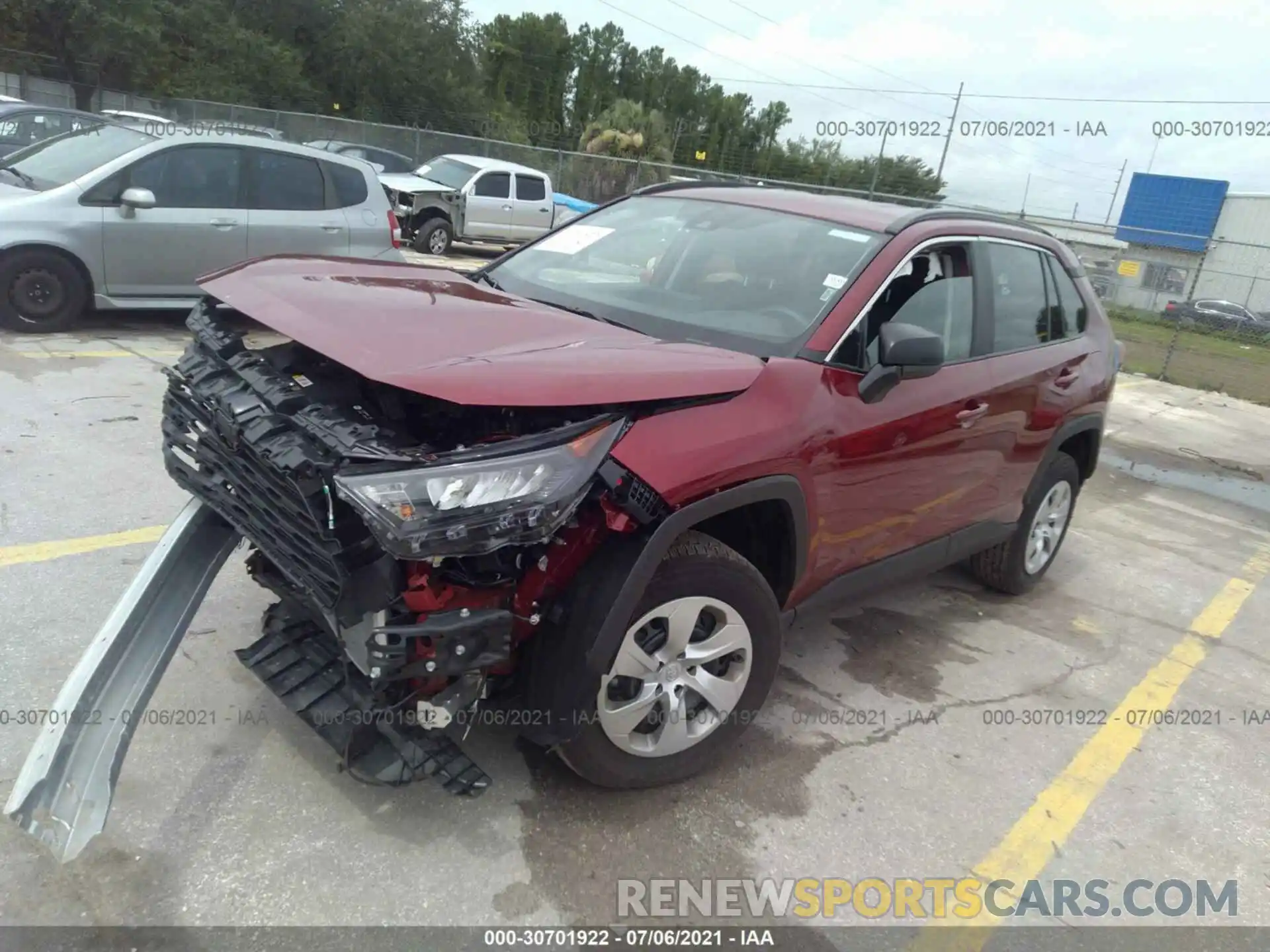 2 Photograph of a damaged car 2T3H1RFV6MW135122 TOYOTA RAV4 2021