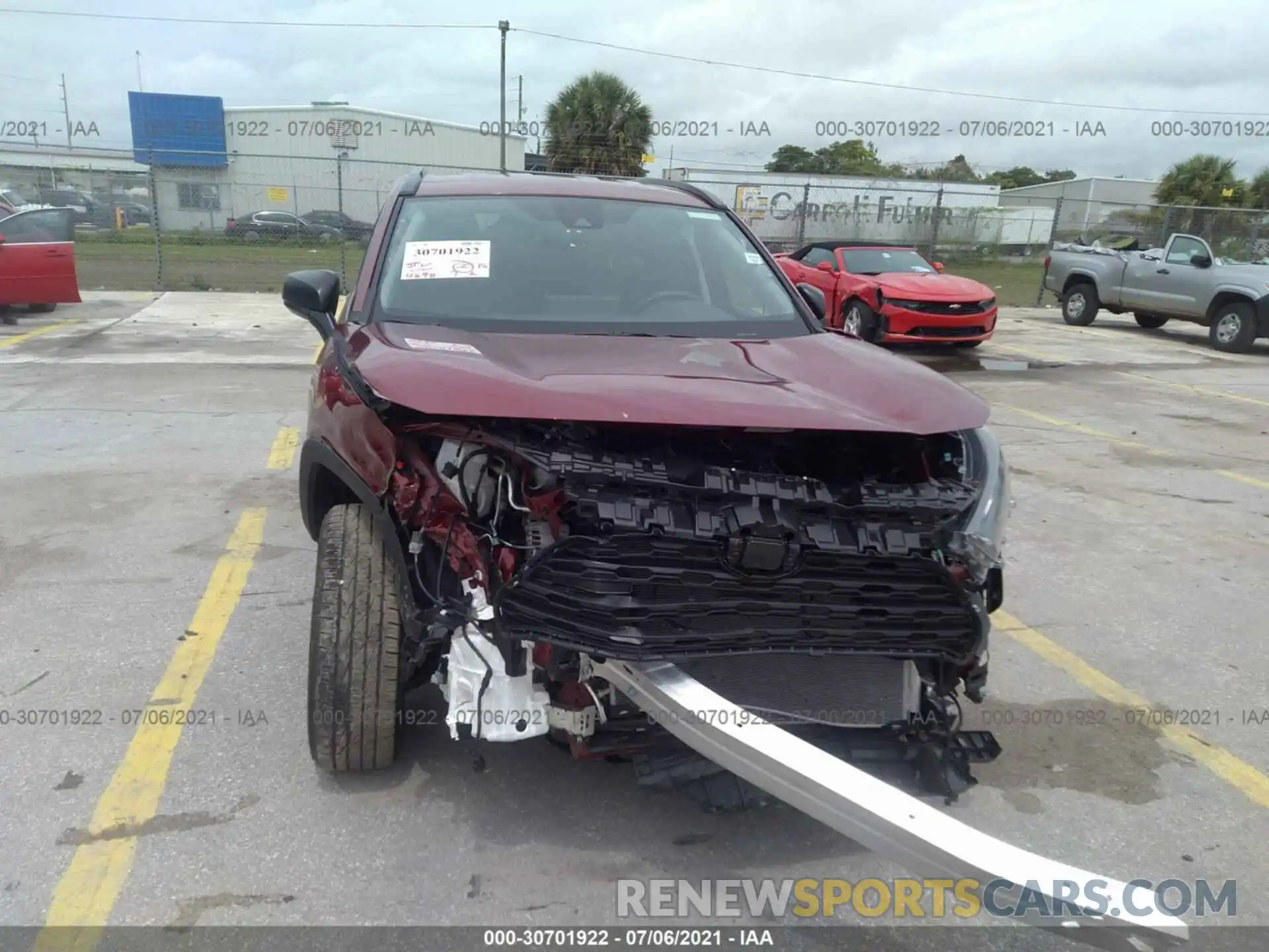 6 Photograph of a damaged car 2T3H1RFV6MW135122 TOYOTA RAV4 2021