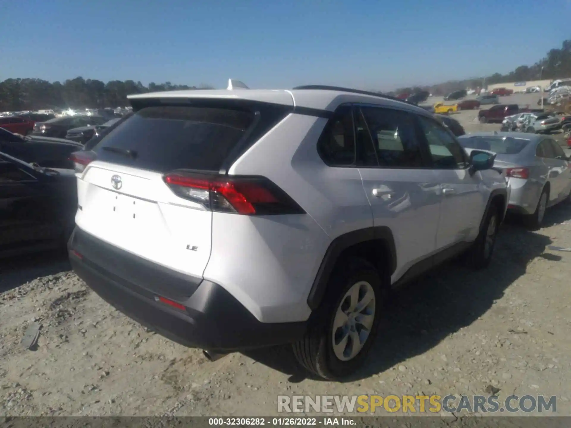 4 Photograph of a damaged car 2T3H1RFV6MW143995 TOYOTA RAV4 2021