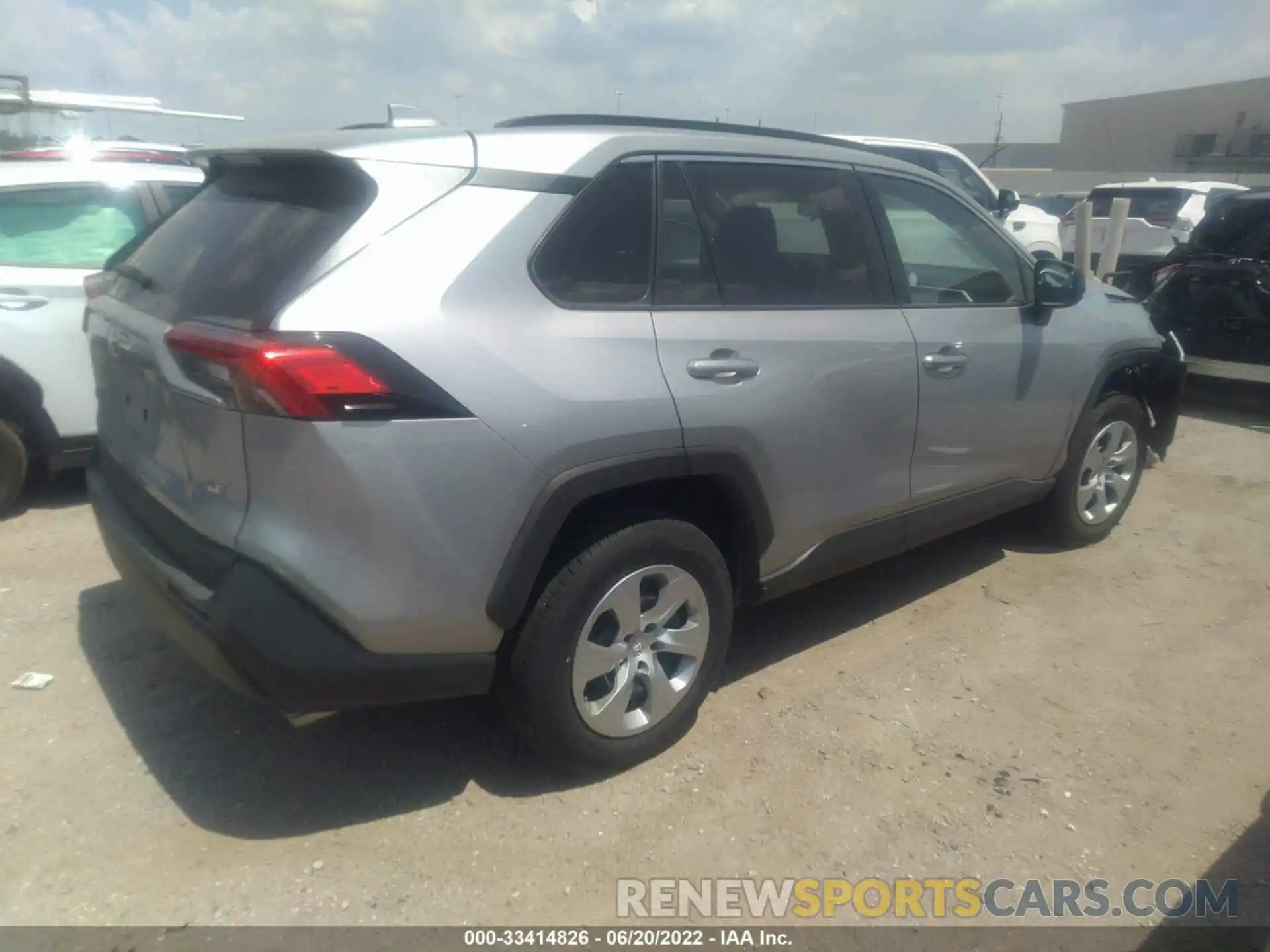 4 Photograph of a damaged car 2T3H1RFV6MW155466 TOYOTA RAV4 2021