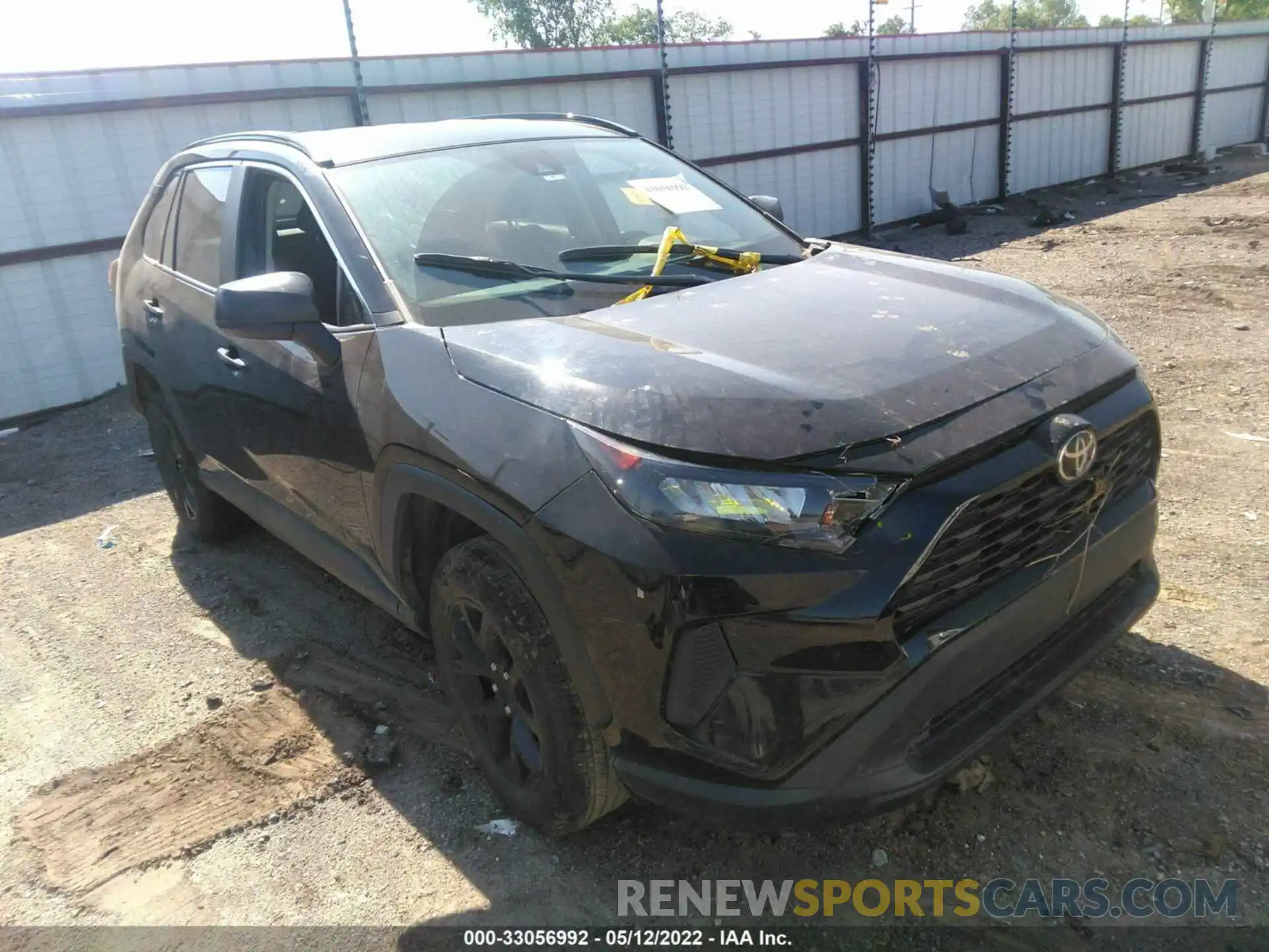 1 Photograph of a damaged car 2T3H1RFV6MW168556 TOYOTA RAV4 2021