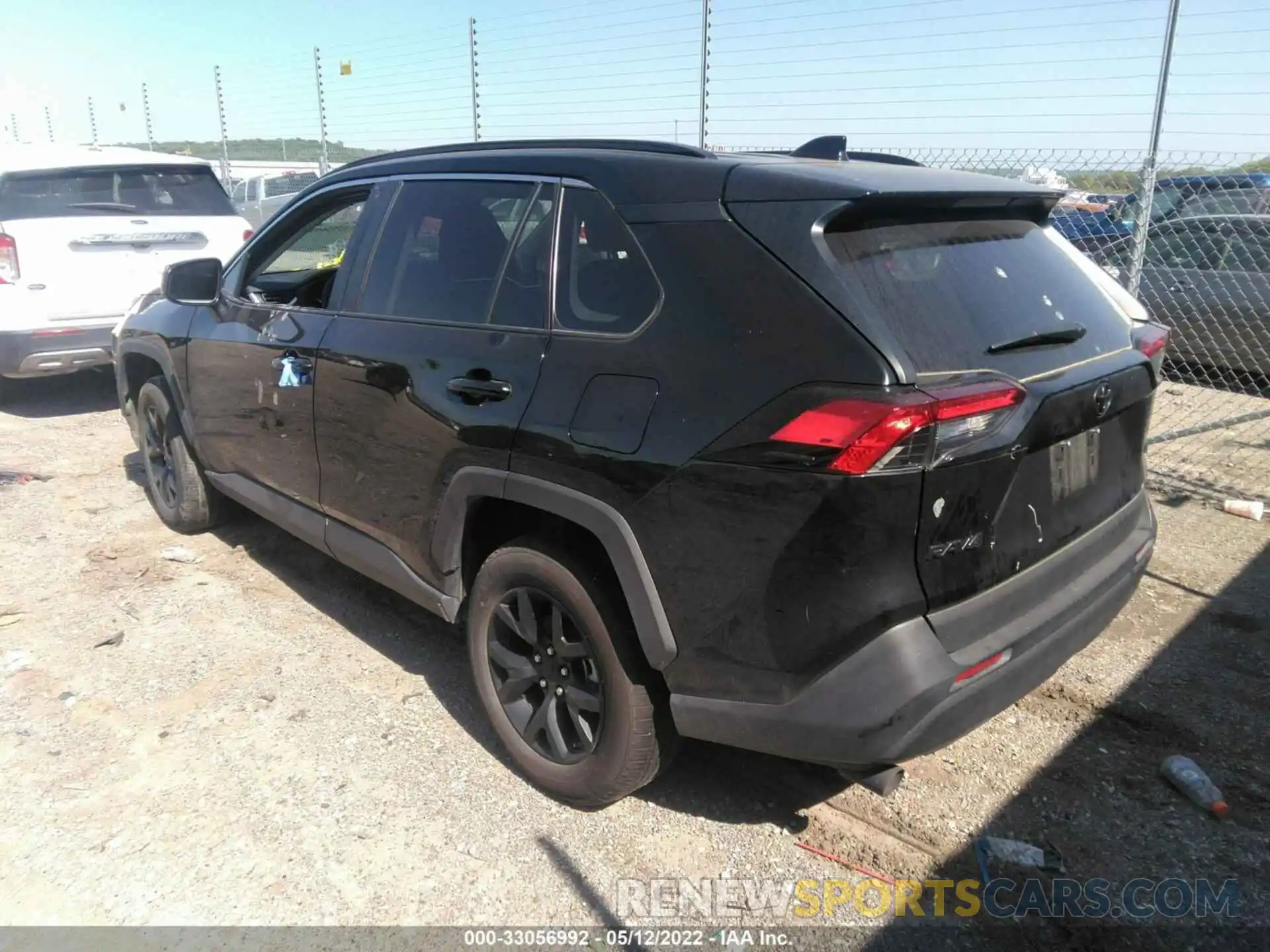 3 Photograph of a damaged car 2T3H1RFV6MW168556 TOYOTA RAV4 2021