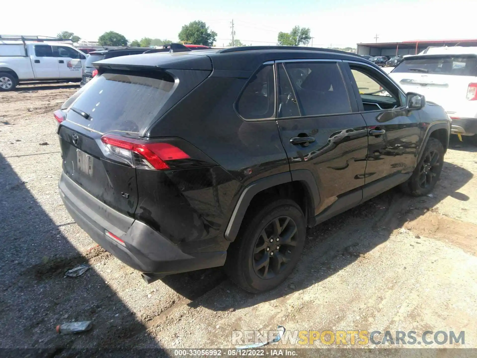 4 Photograph of a damaged car 2T3H1RFV6MW168556 TOYOTA RAV4 2021